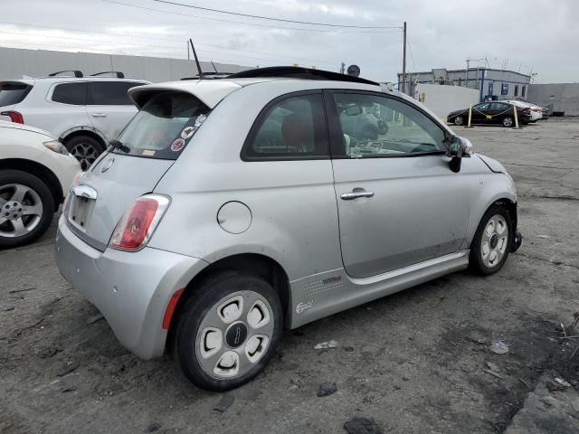 Photo 2 VIN: 3C3CFFGEXET225122 - FIAT 500 ELECTR 