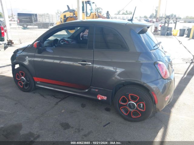 Photo 2 VIN: 3C3CFFGEXFT709776 - FIAT 500 