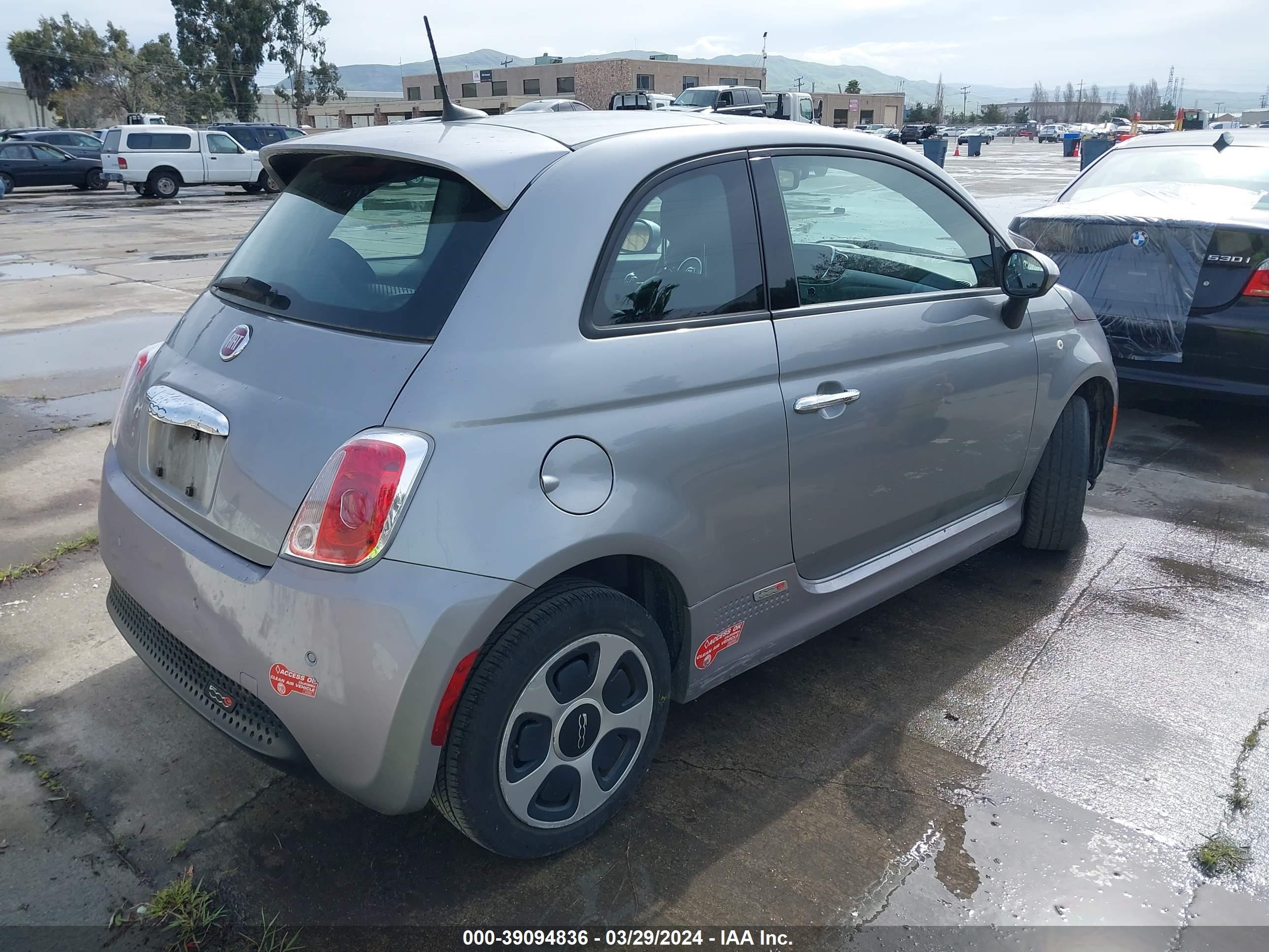 Photo 3 VIN: 3C3CFFGEXHT586192 - FIAT 500 