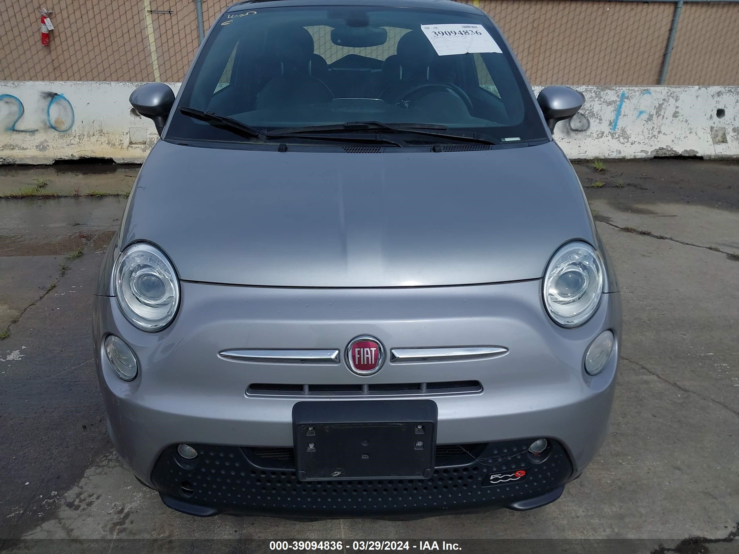 Photo 5 VIN: 3C3CFFGEXHT586192 - FIAT 500 