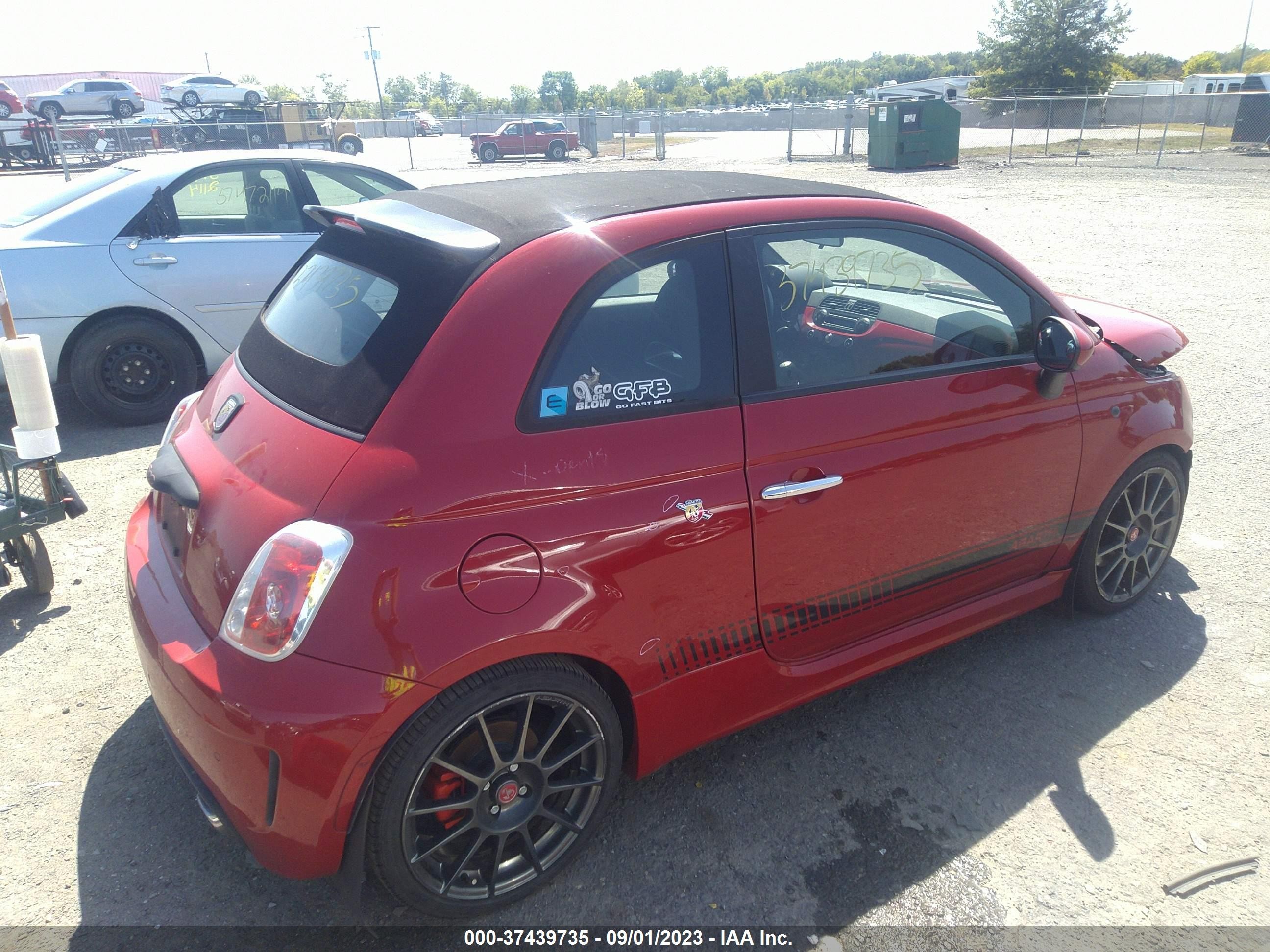 Photo 3 VIN: 3C3CFFJH7FT569866 - FIAT 500C 