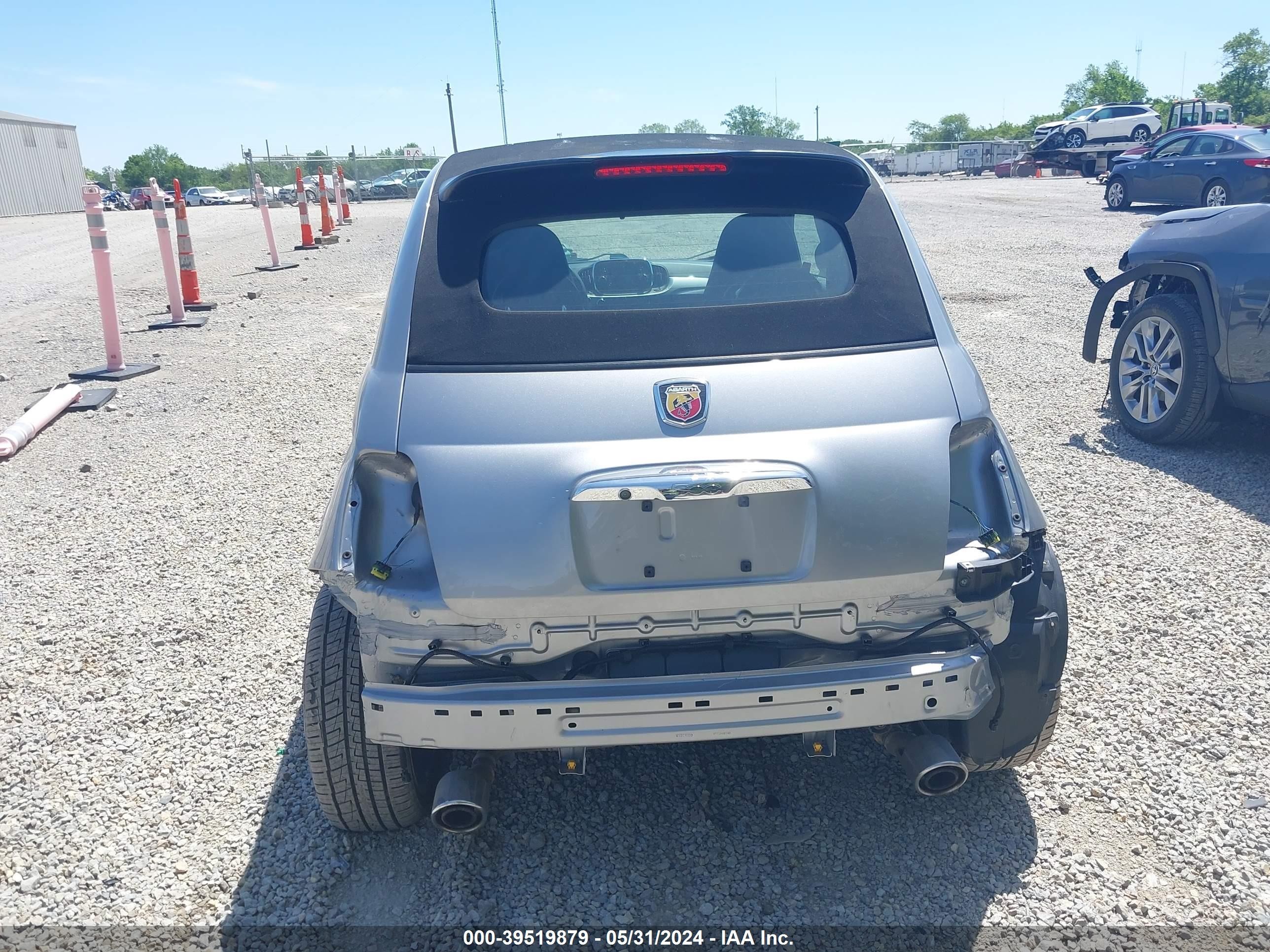 Photo 15 VIN: 3C3CFFJH9JT420819 - FIAT DUCATO 