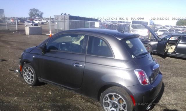 Photo 2 VIN: 3C3CFFKH3JT472042 - FIAT 500 