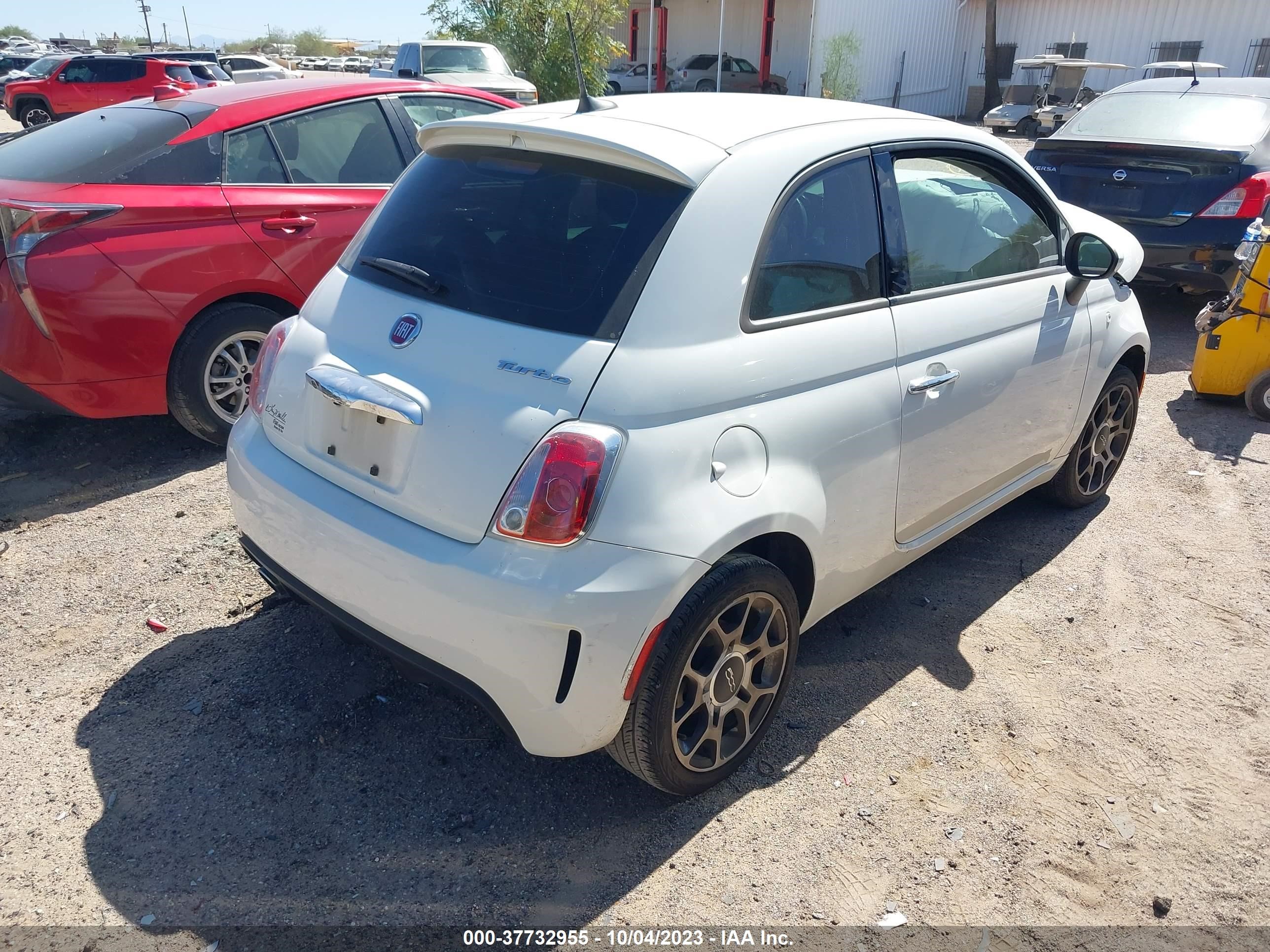 Photo 3 VIN: 3C3CFFKH5JT503484 - FIAT 500 