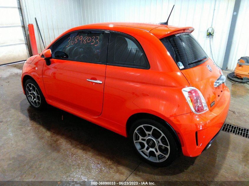 Photo 2 VIN: 3C3CFFKH9JT377811 - FIAT 500 