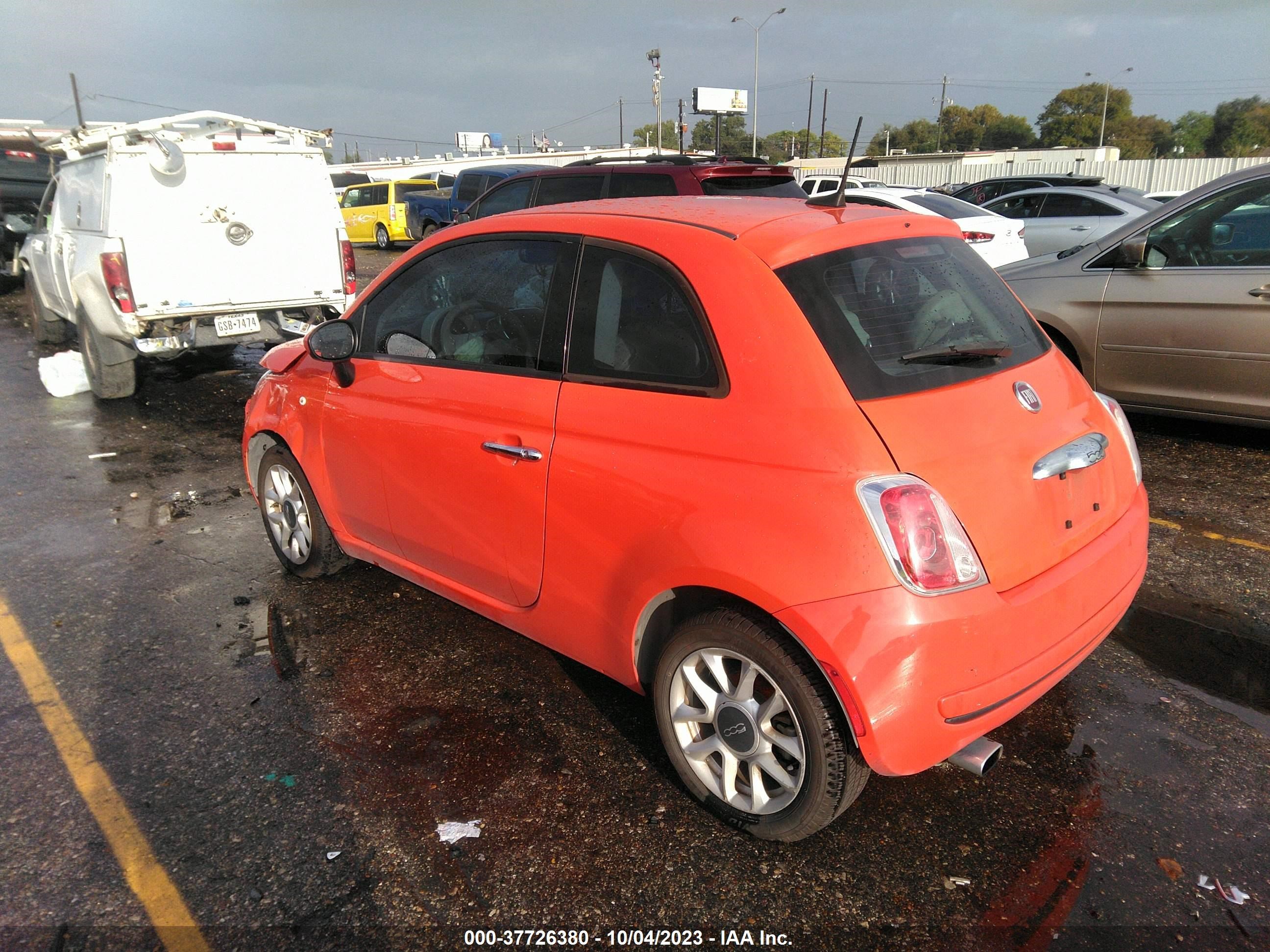 Photo 2 VIN: 3C3CFFKR6HT699888 - FIAT 500 