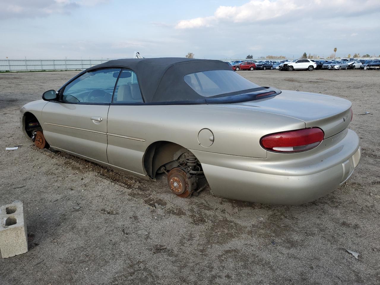 Photo 1 VIN: 3C3EL55H0XT500900 - CHRYSLER SEBRING 