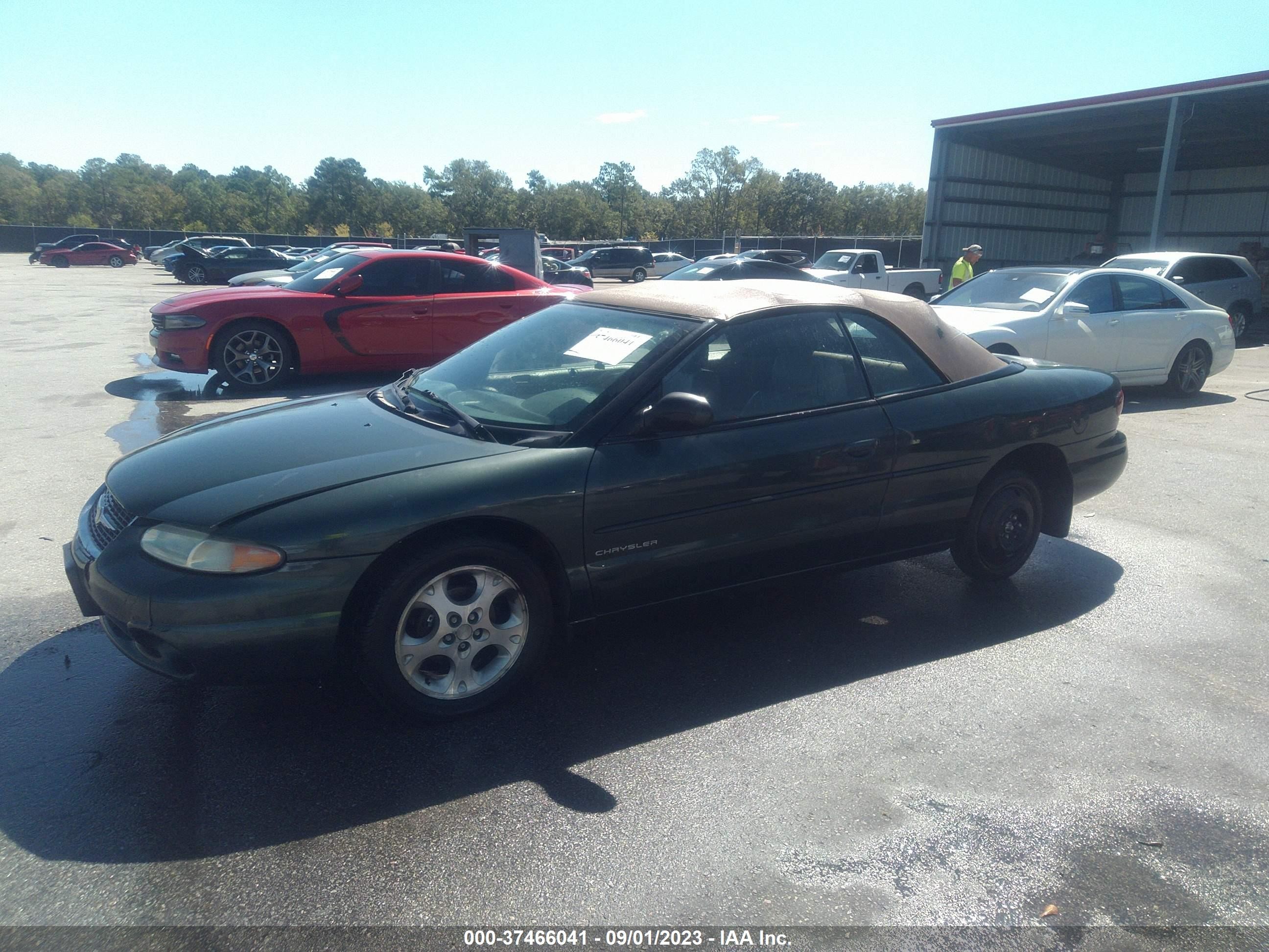 Photo 1 VIN: 3C3EL55H2YT313773 - CHRYSLER SEBRING 