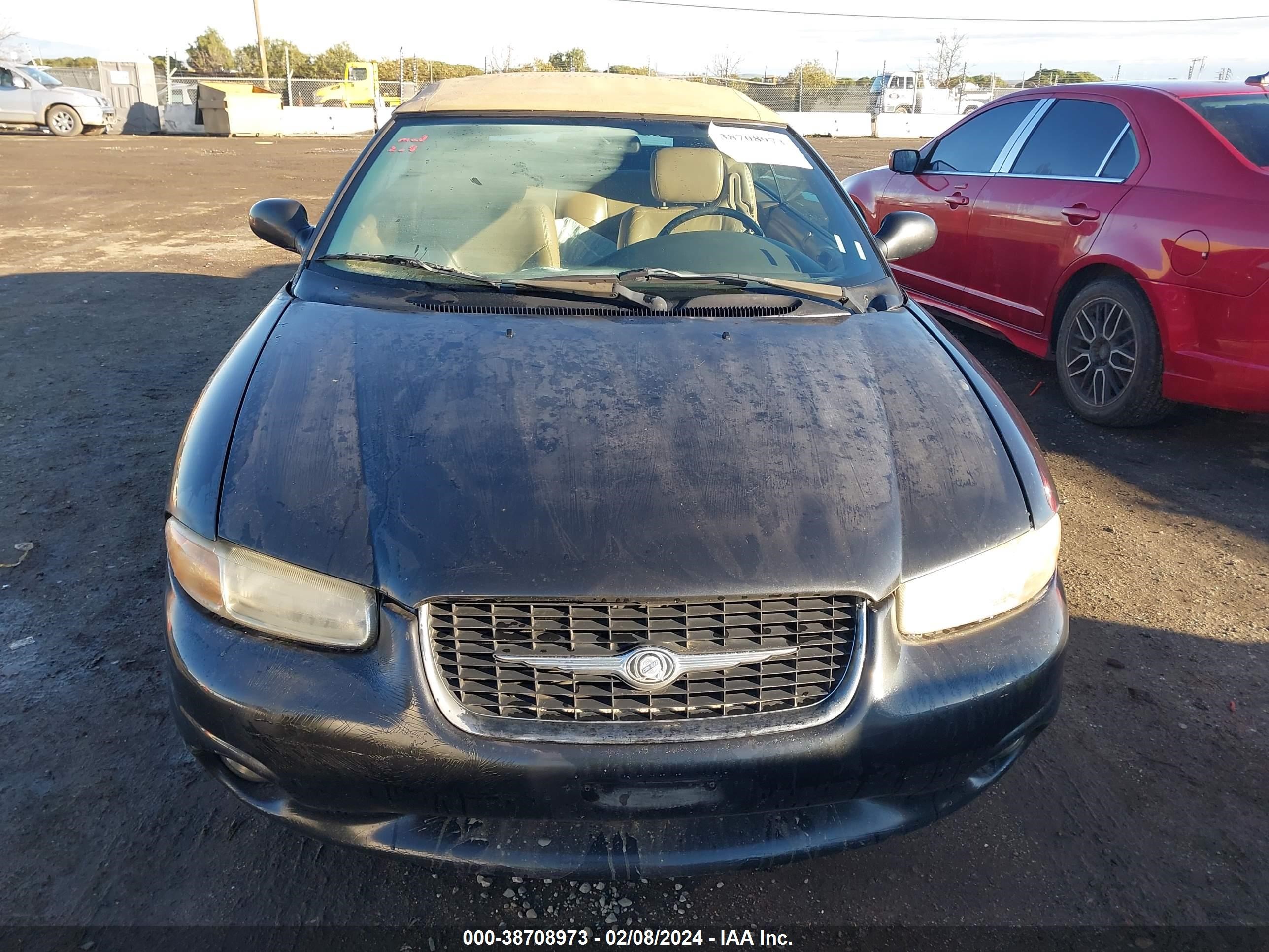 Photo 11 VIN: 3C3EL55H3XT571752 - CHRYSLER SEBRING 