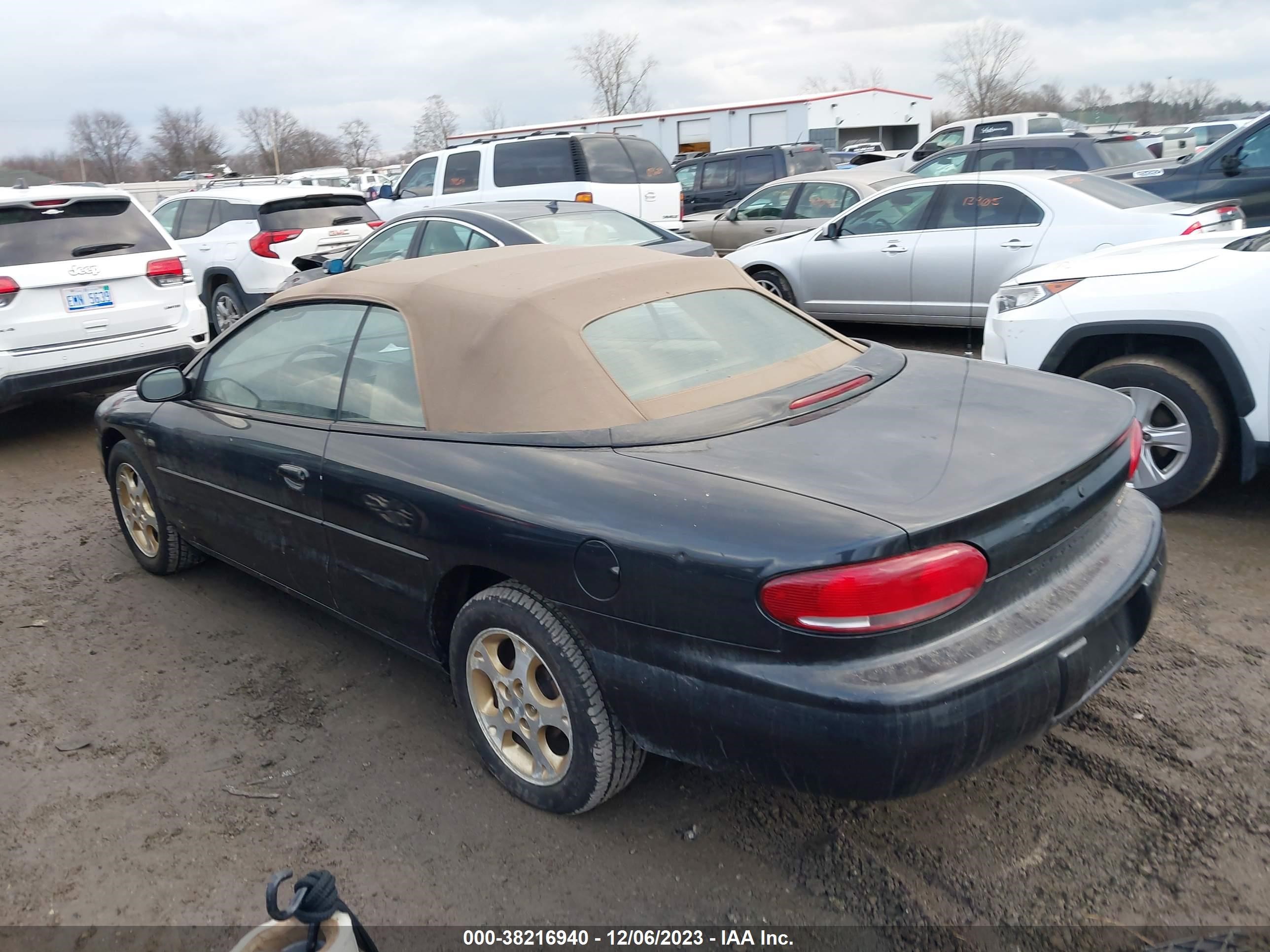 Photo 2 VIN: 3C3EL55H4WT333567 - CHRYSLER SEBRING 