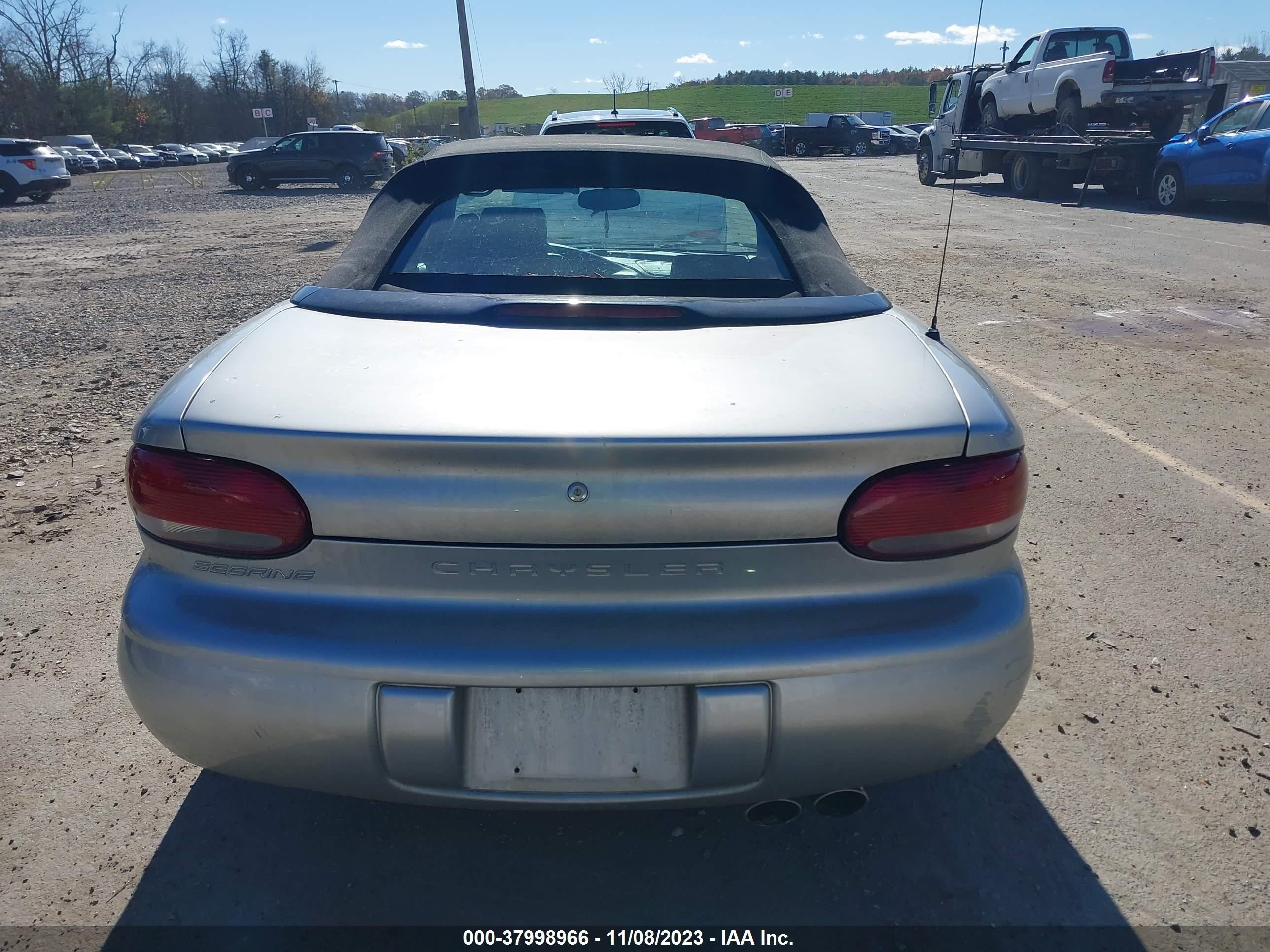 Photo 15 VIN: 3C3EL55H6YT208038 - CHRYSLER SEBRING 