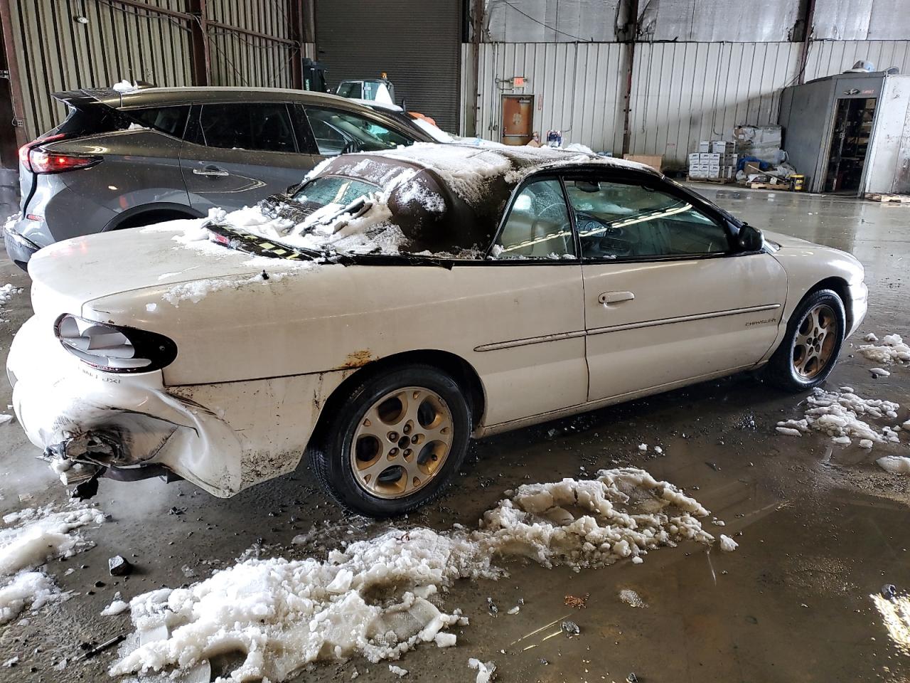 Photo 2 VIN: 3C3EL55H6YT215068 - CHRYSLER SEBRING 