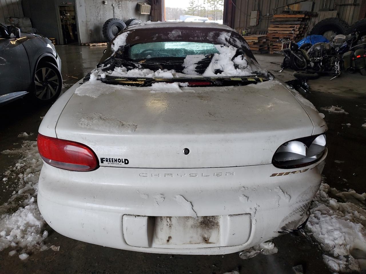 Photo 5 VIN: 3C3EL55H6YT215068 - CHRYSLER SEBRING 