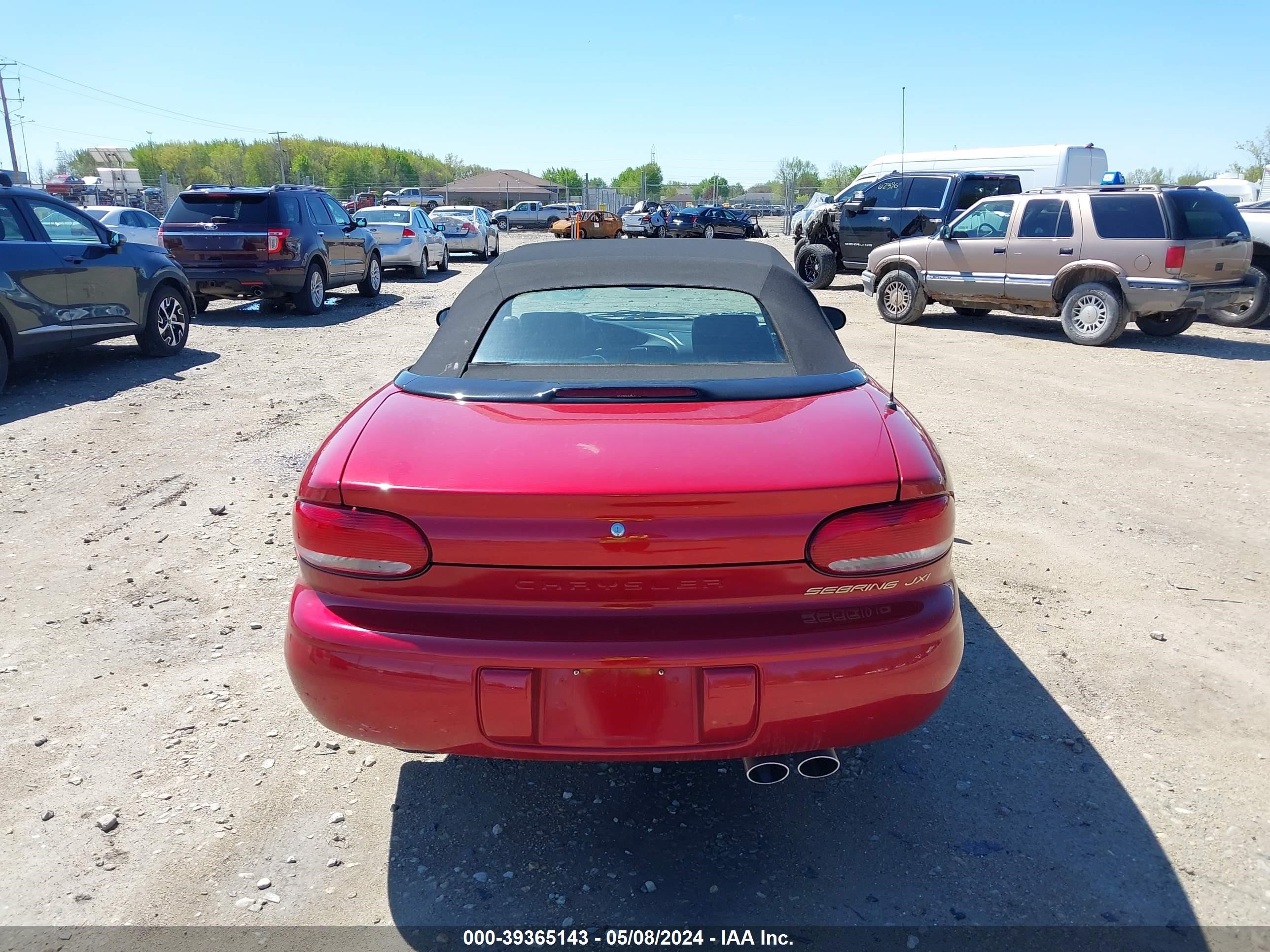 Photo 16 VIN: 3C3EL55H7YT236141 - CHRYSLER SEBRING 