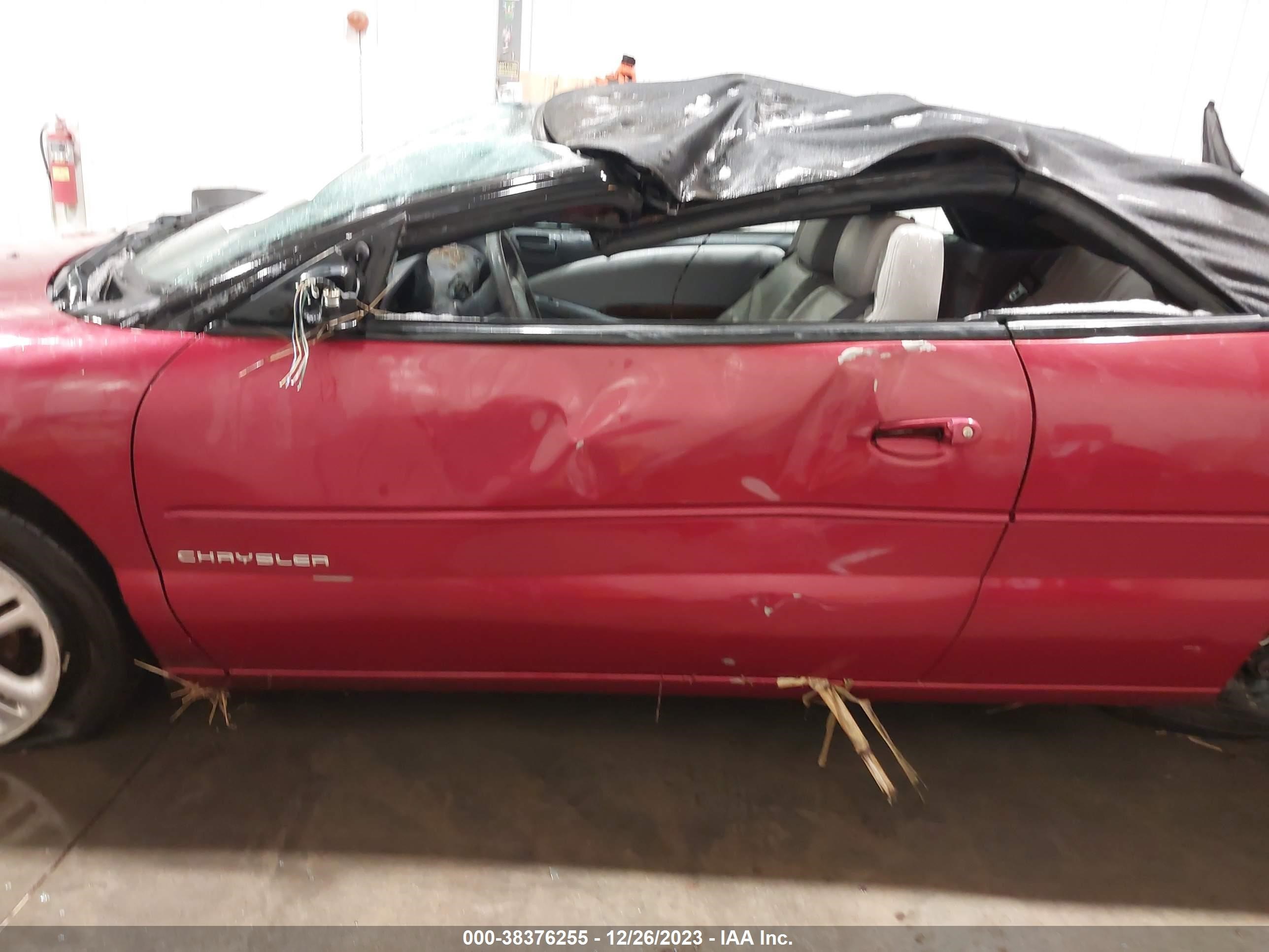 Photo 13 VIN: 3C3EL55H9VT543581 - CHRYSLER SEBRING 