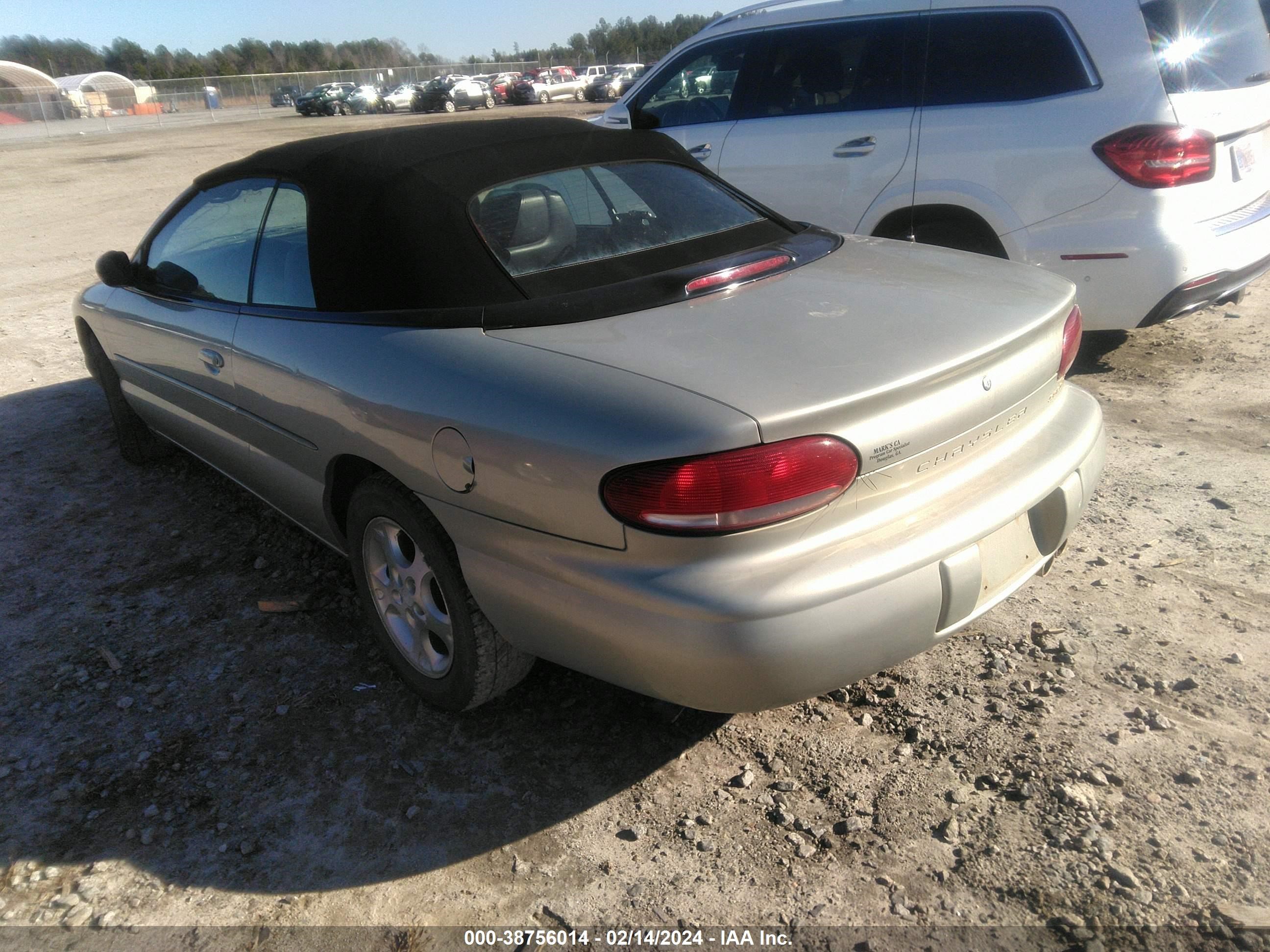 Photo 2 VIN: 3C3EL55HXYT225019 - CHRYSLER SEBRING 