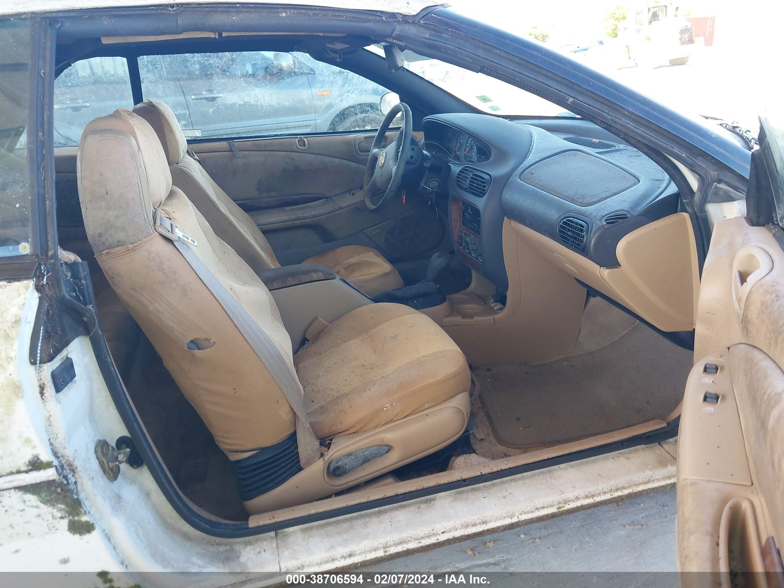 Photo 4 VIN: 3C3EL55HXYT239583 - CHRYSLER SEBRING 