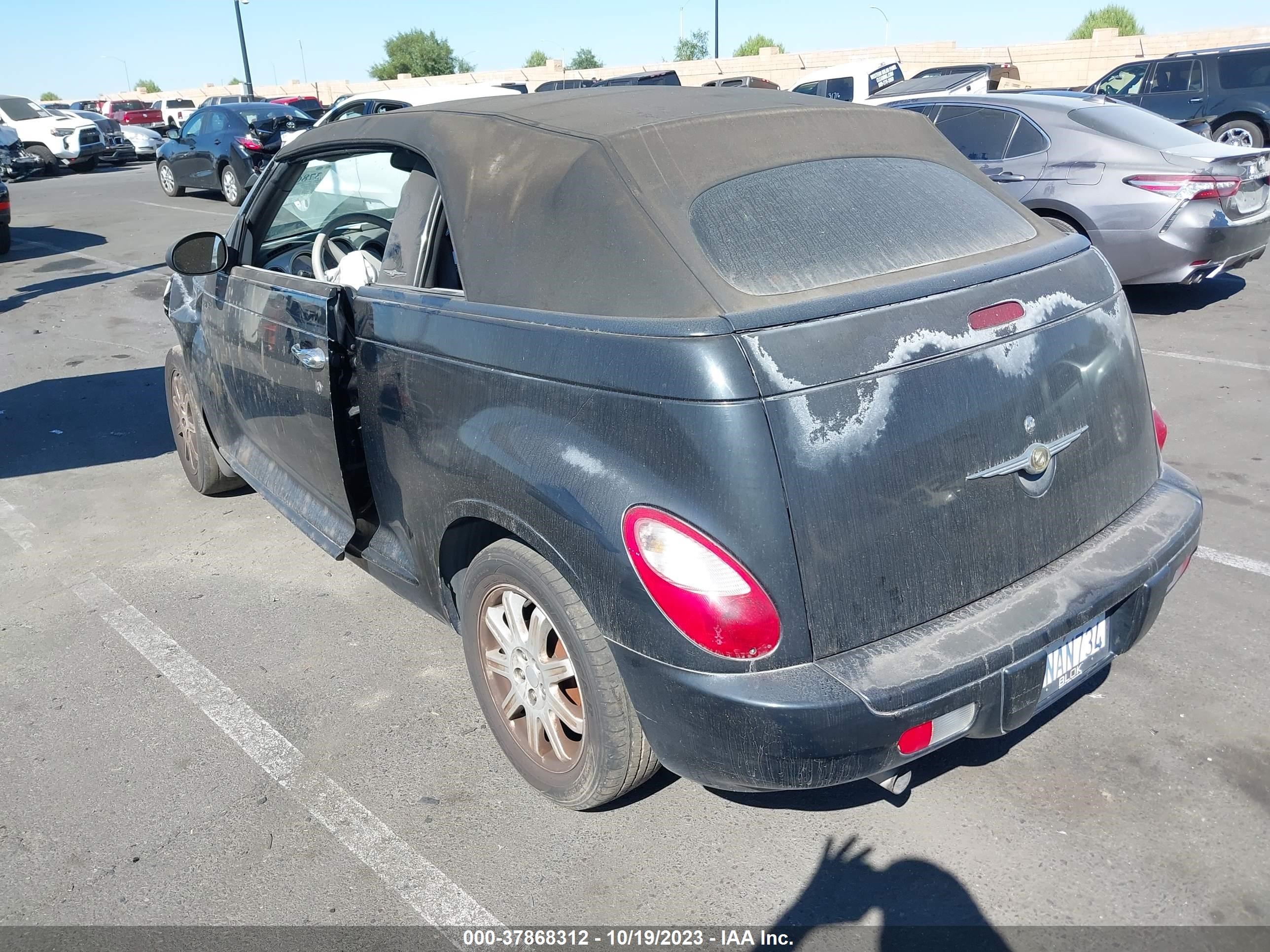 Photo 2 VIN: 3C3JY45X36T246356 - CHRYSLER PT CRUISER 