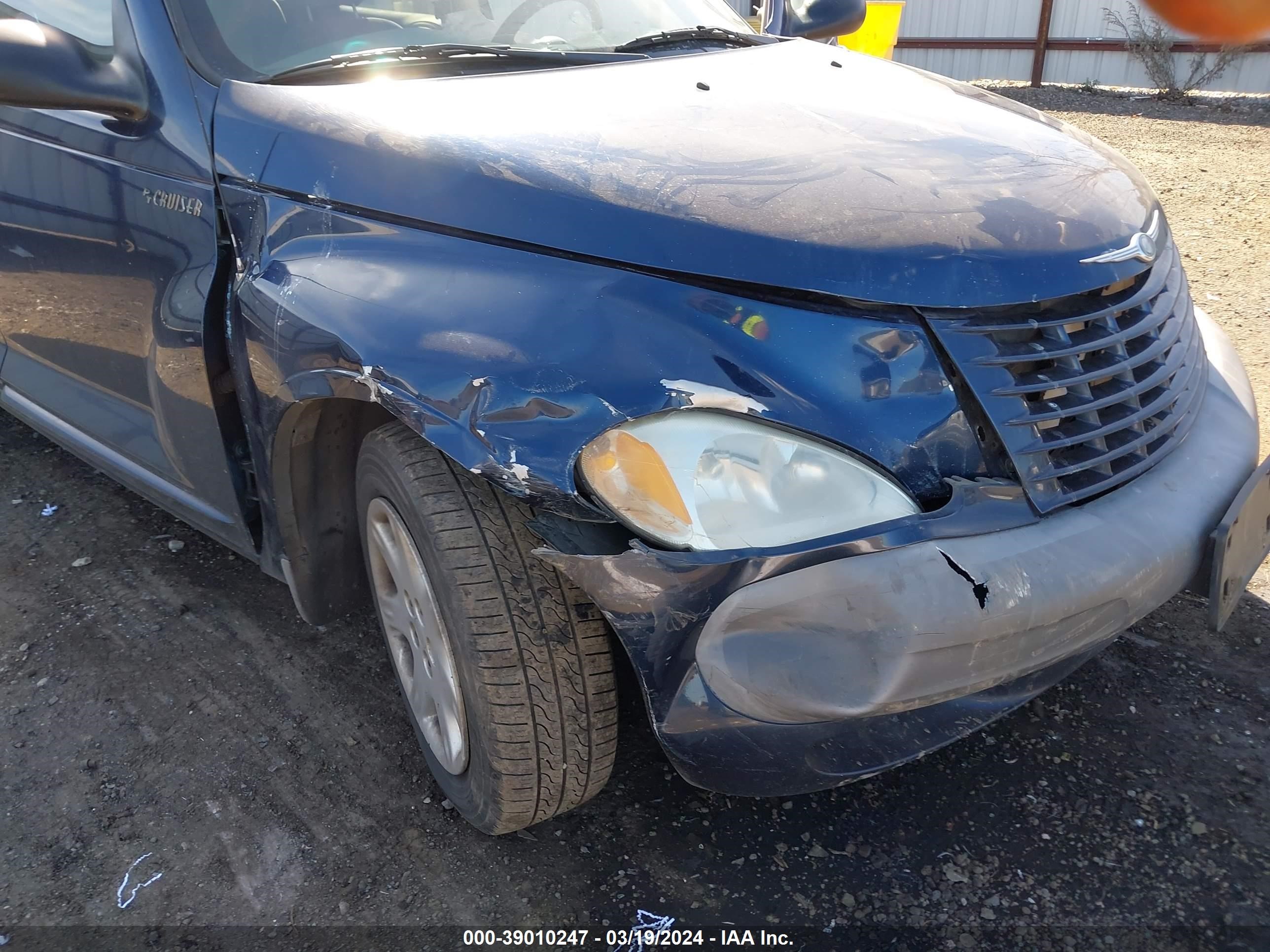 Photo 5 VIN: 3C4FY48B02T354493 - CHRYSLER PT CRUISER 