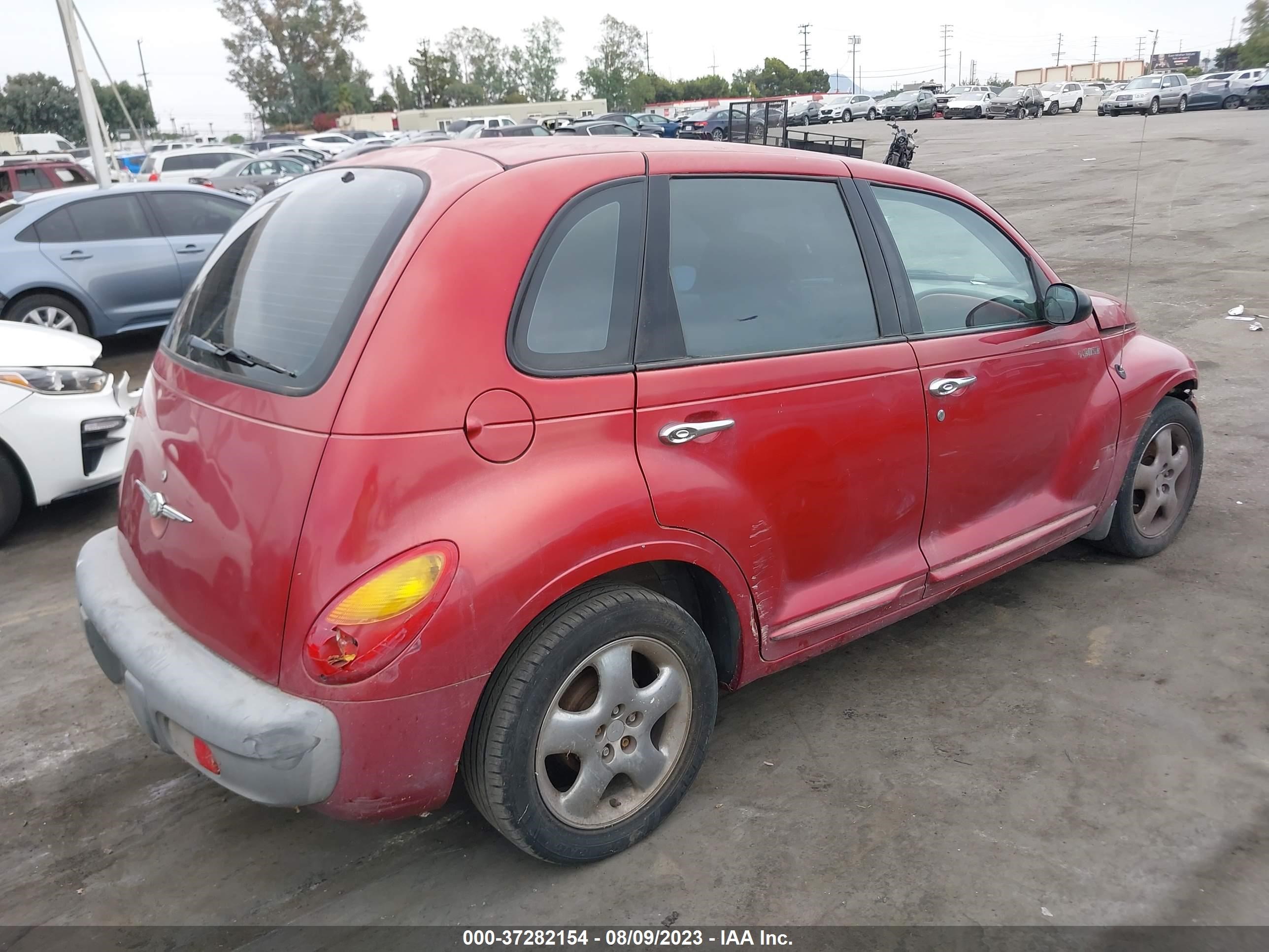 Photo 3 VIN: 3C4FY48B03T569678 - CHRYSLER PT CRUISER 