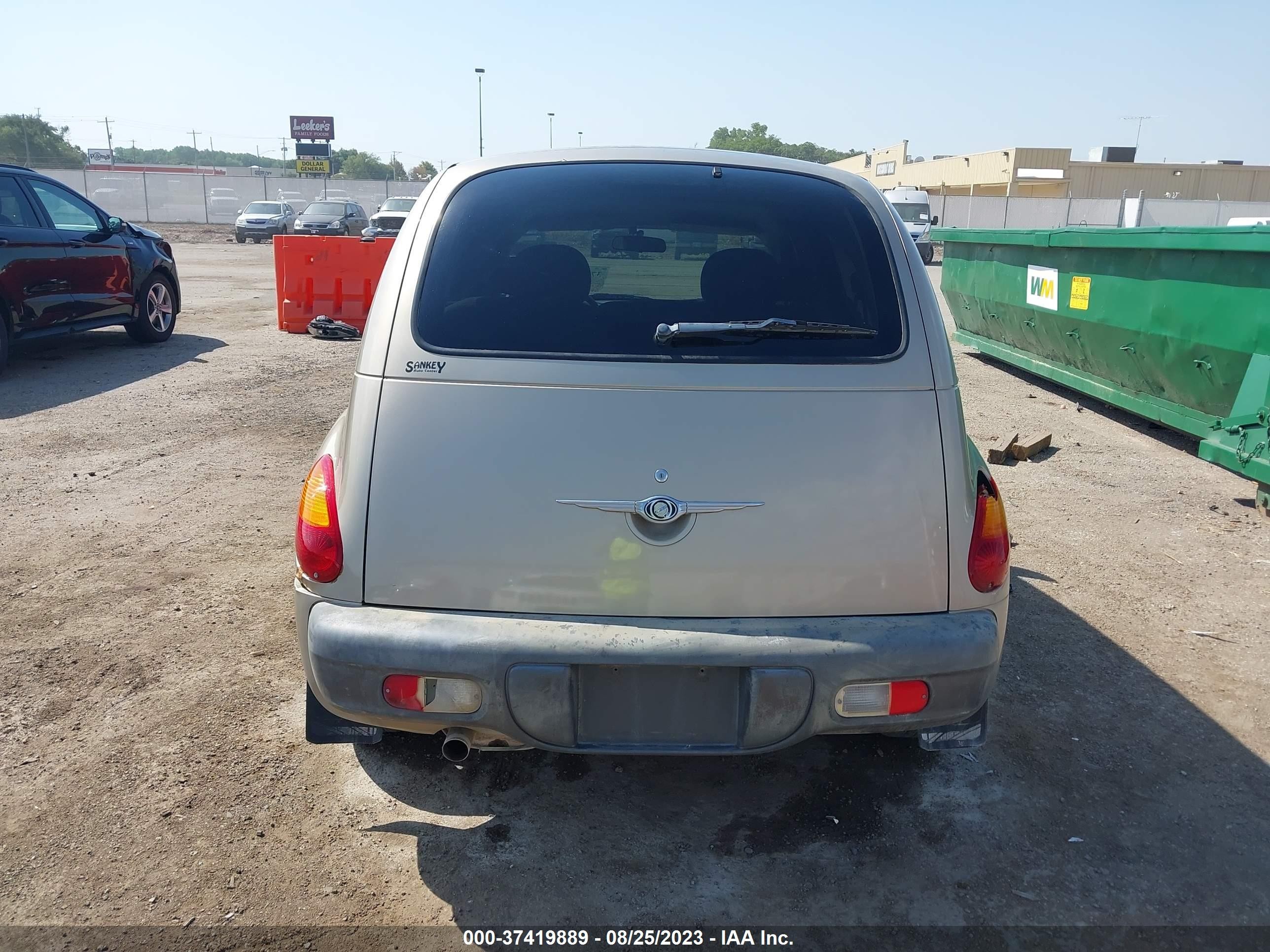 Photo 15 VIN: 3C4FY48B13T610352 - CHRYSLER PT CRUISER 