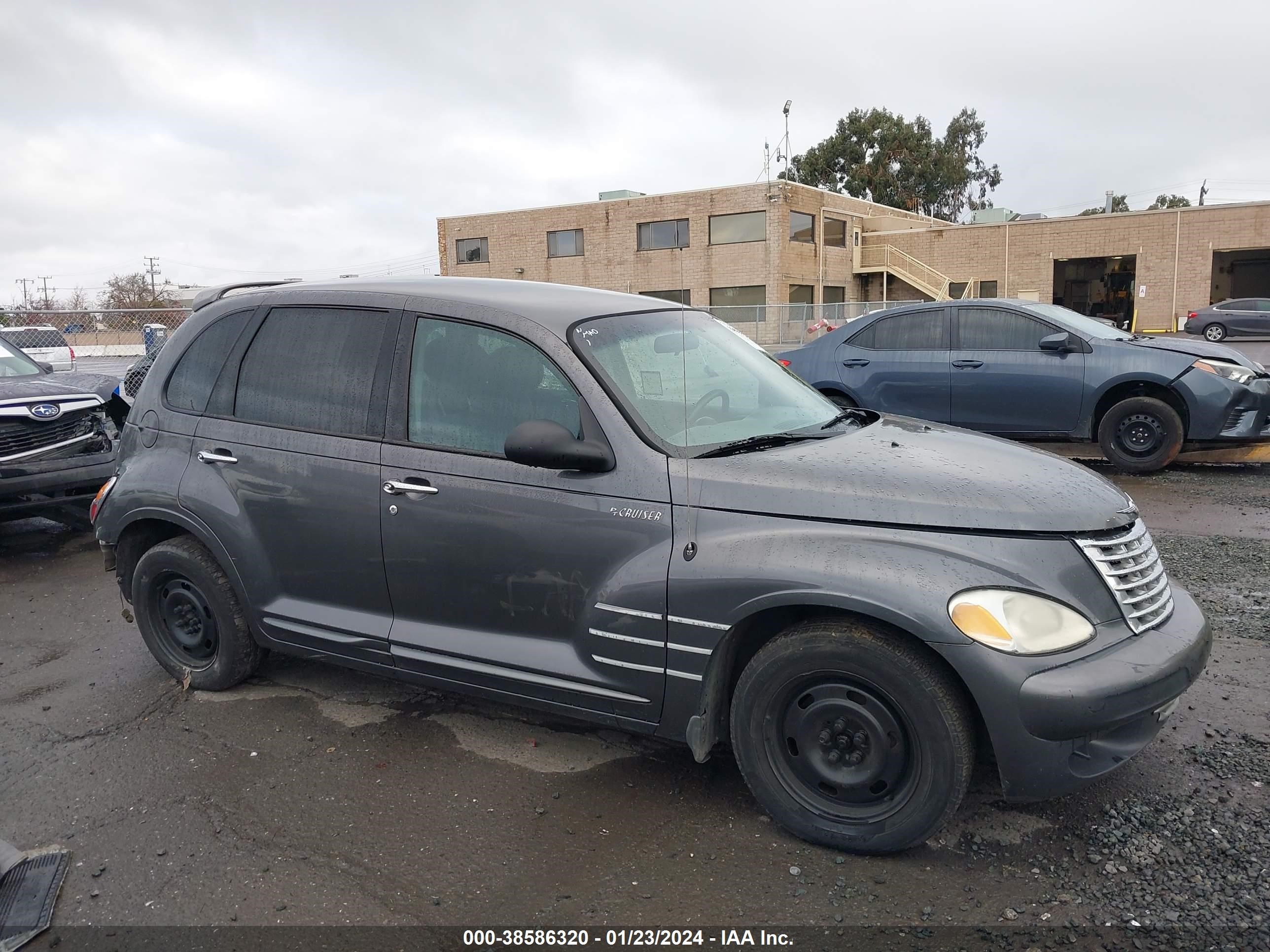 Photo 13 VIN: 3C4FY48B14T322445 - CHRYSLER PT CRUISER 