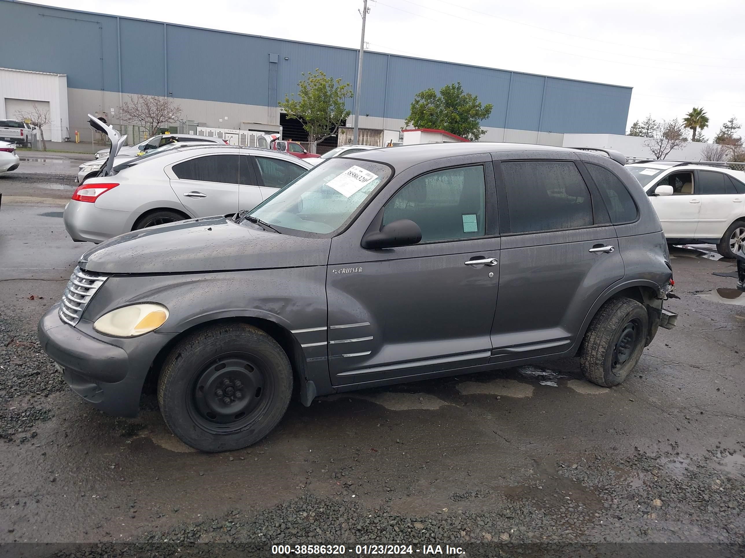 Photo 14 VIN: 3C4FY48B14T322445 - CHRYSLER PT CRUISER 