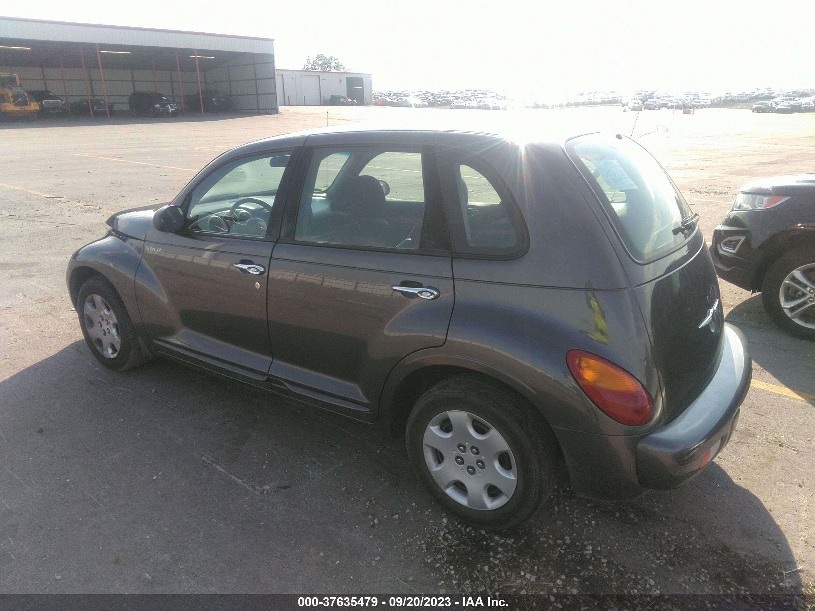 Photo 2 VIN: 3C4FY48B24T250865 - CHRYSLER PT CRUISER 