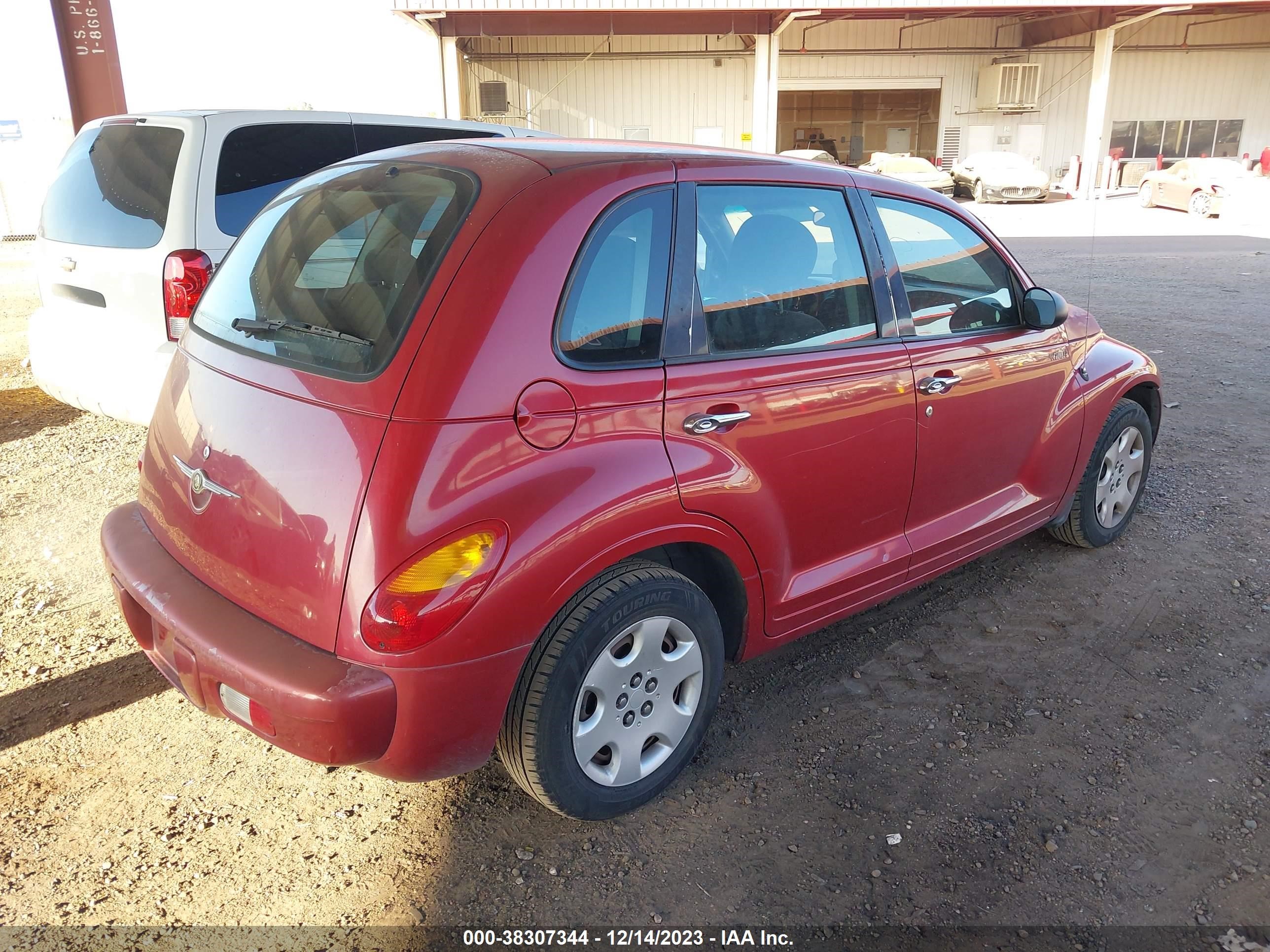 Photo 3 VIN: 3C4FY48B25T636431 - CHRYSLER PT CRUISER 