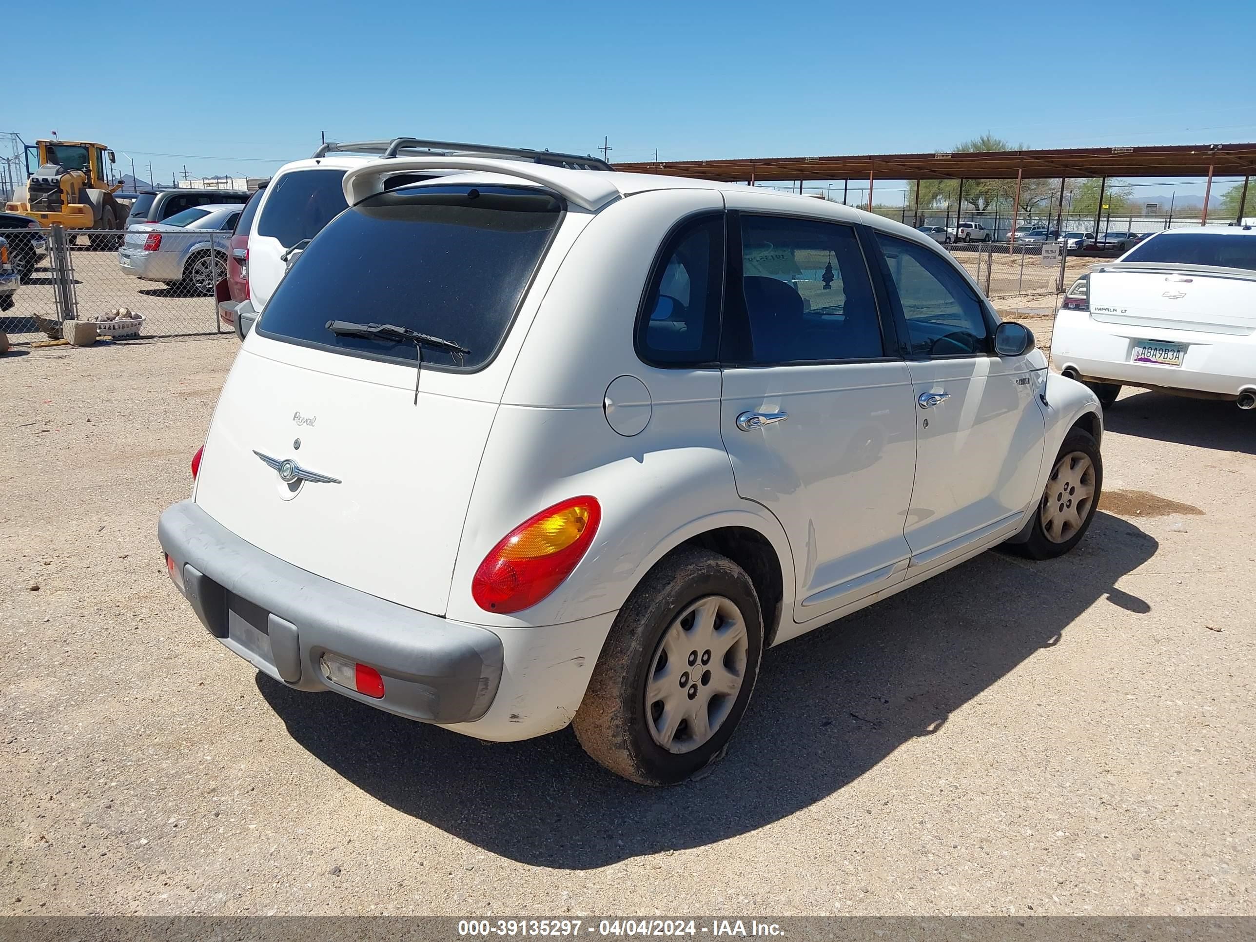 Photo 3 VIN: 3C4FY48B52T350844 - CHRYSLER PT CRUISER 