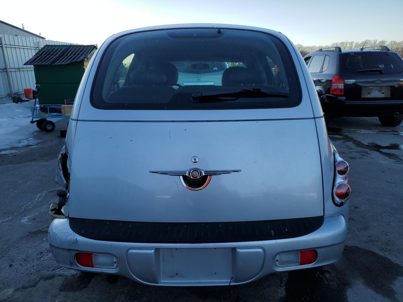 Photo 5 VIN: 3C4FY48B55T517515 - CHRYSLER PT CRUISER 