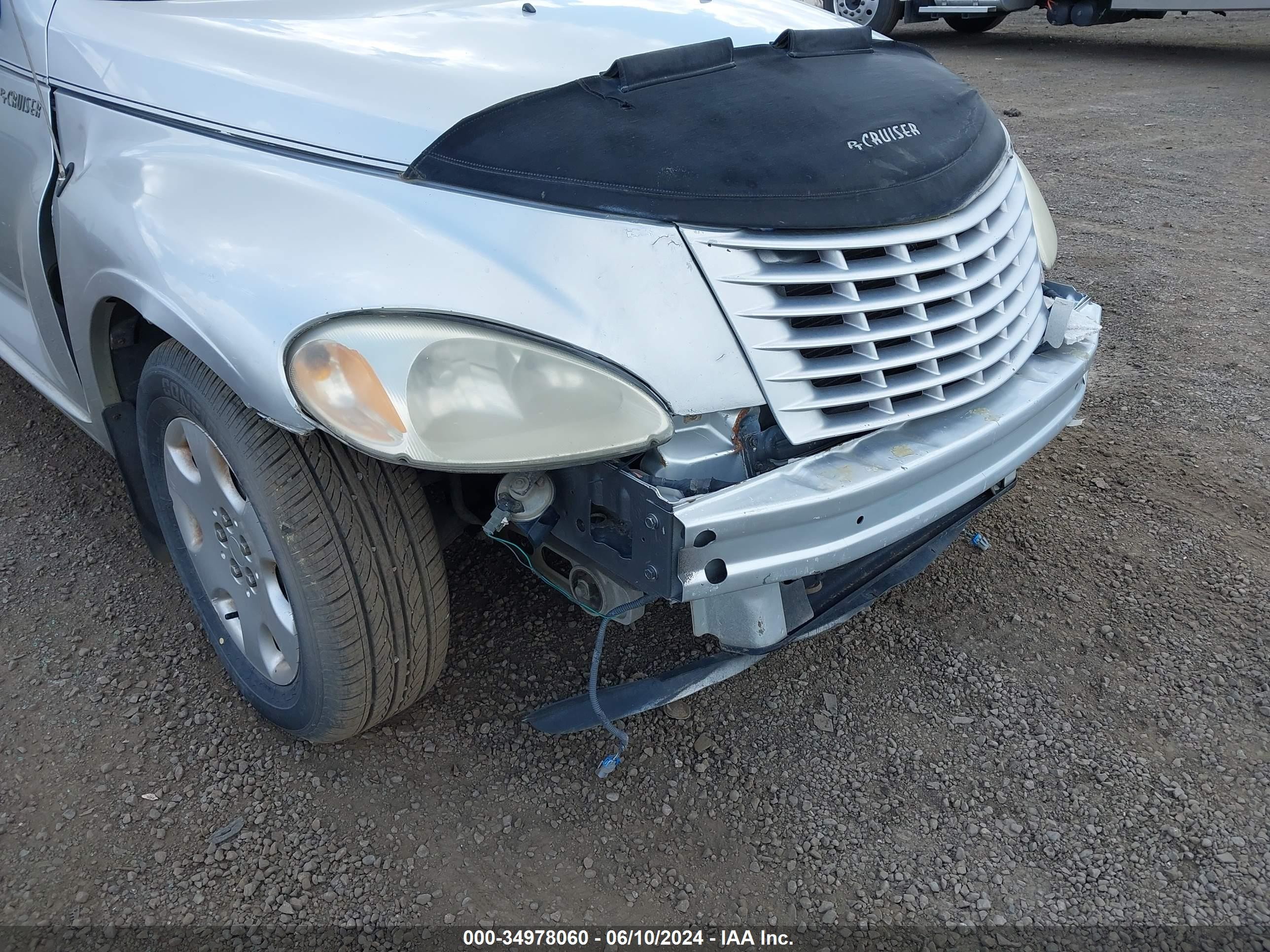 Photo 5 VIN: 3C4FY48BX4T217077 - CHRYSLER PT CRUISER 