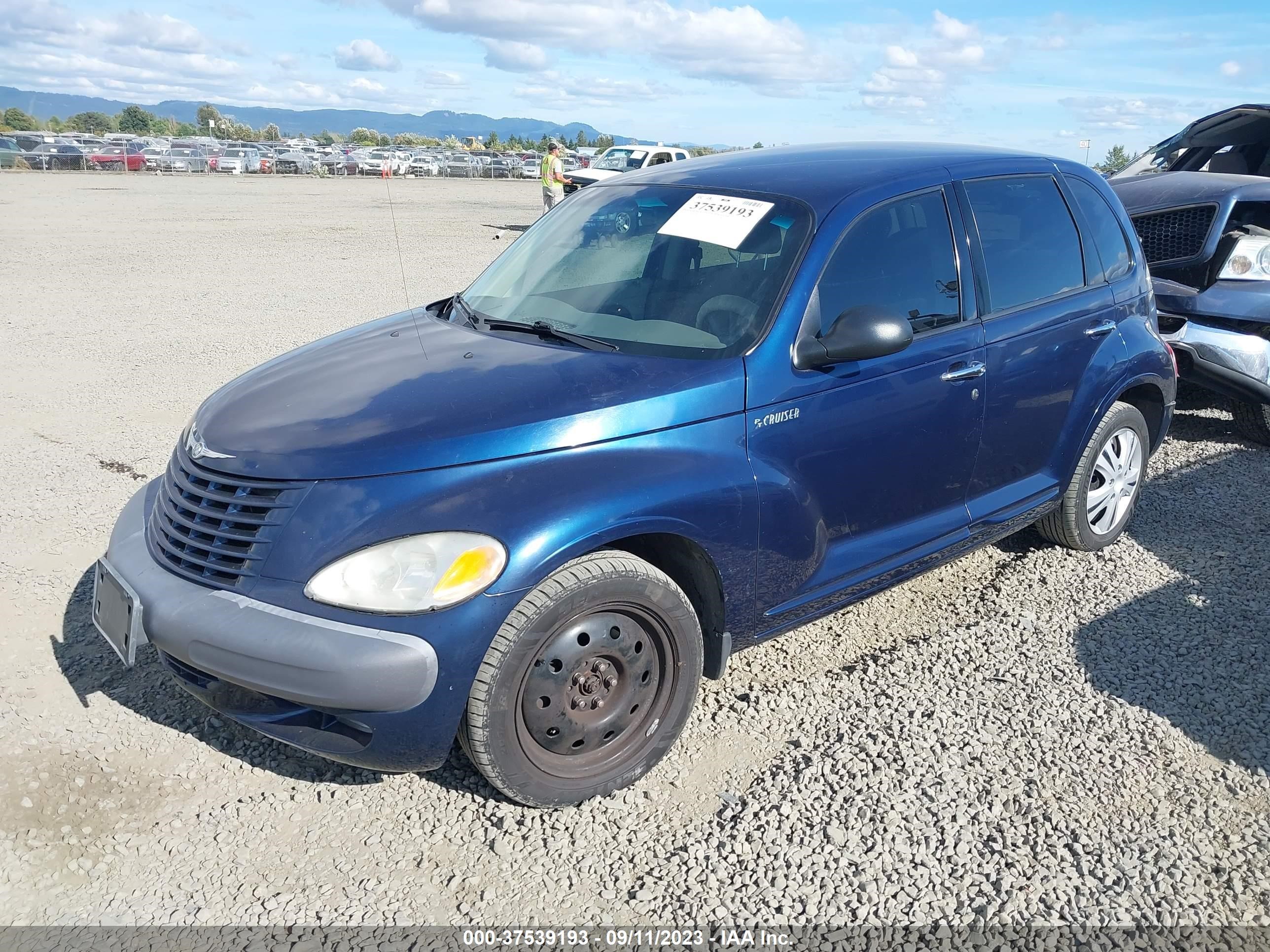 Photo 1 VIN: 3C4FY4BBX1T253520 - CHRYSLER PT CRUISER 