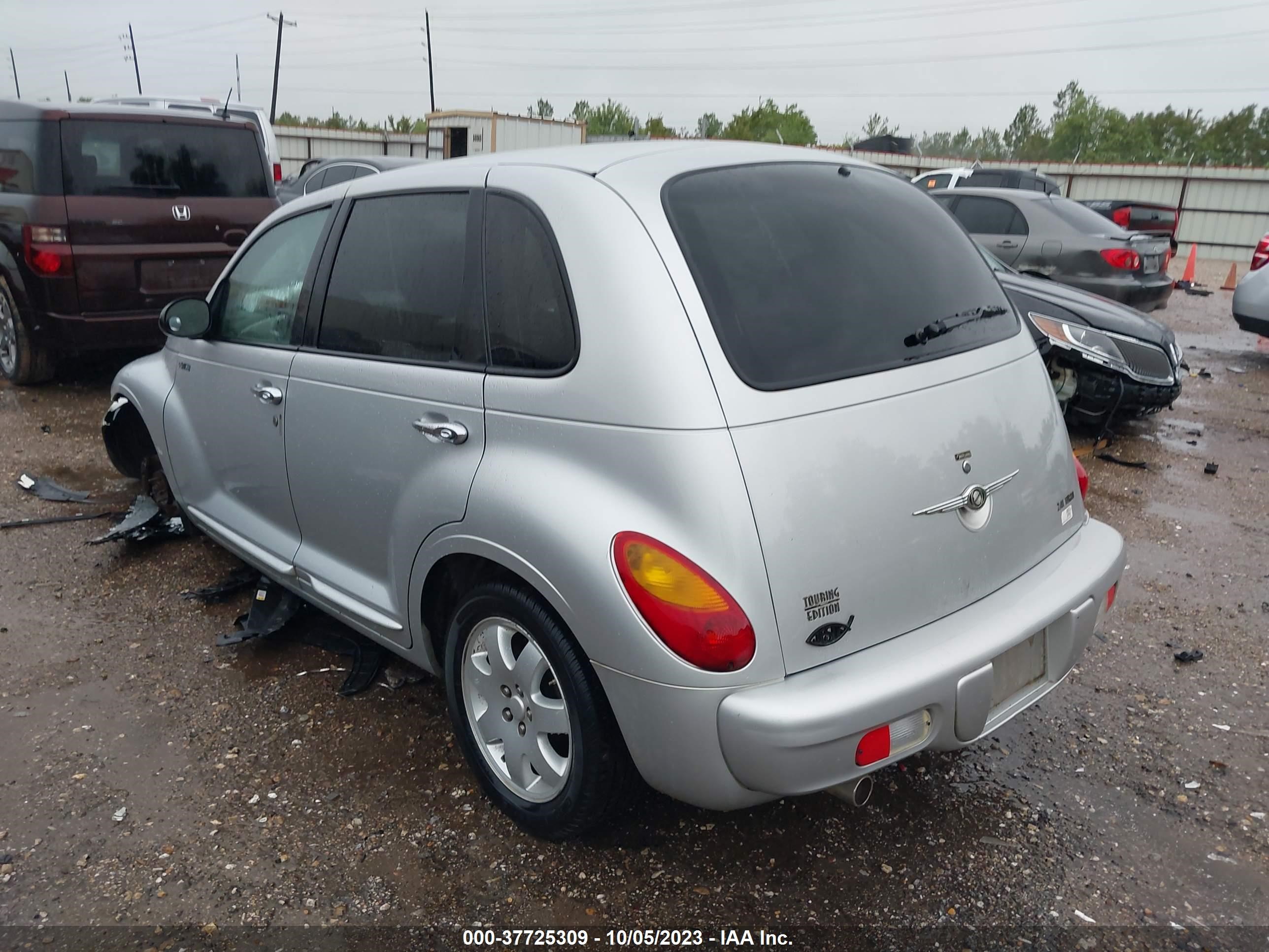 Photo 2 VIN: 3C4FY58824T227371 - CHRYSLER PT CRUISER 