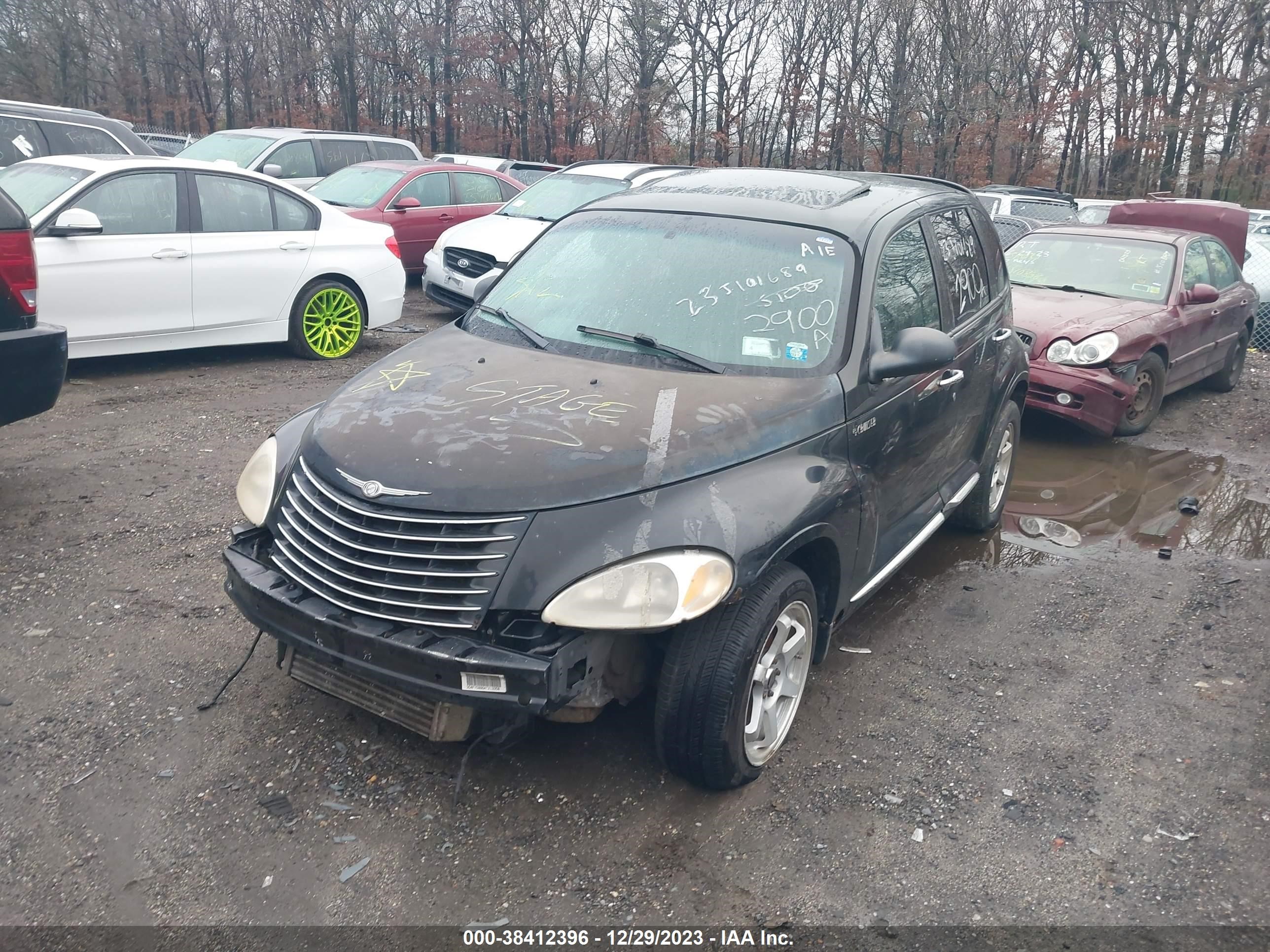 Photo 1 VIN: 3C4FY58864T213358 - CHRYSLER PT CRUISER 