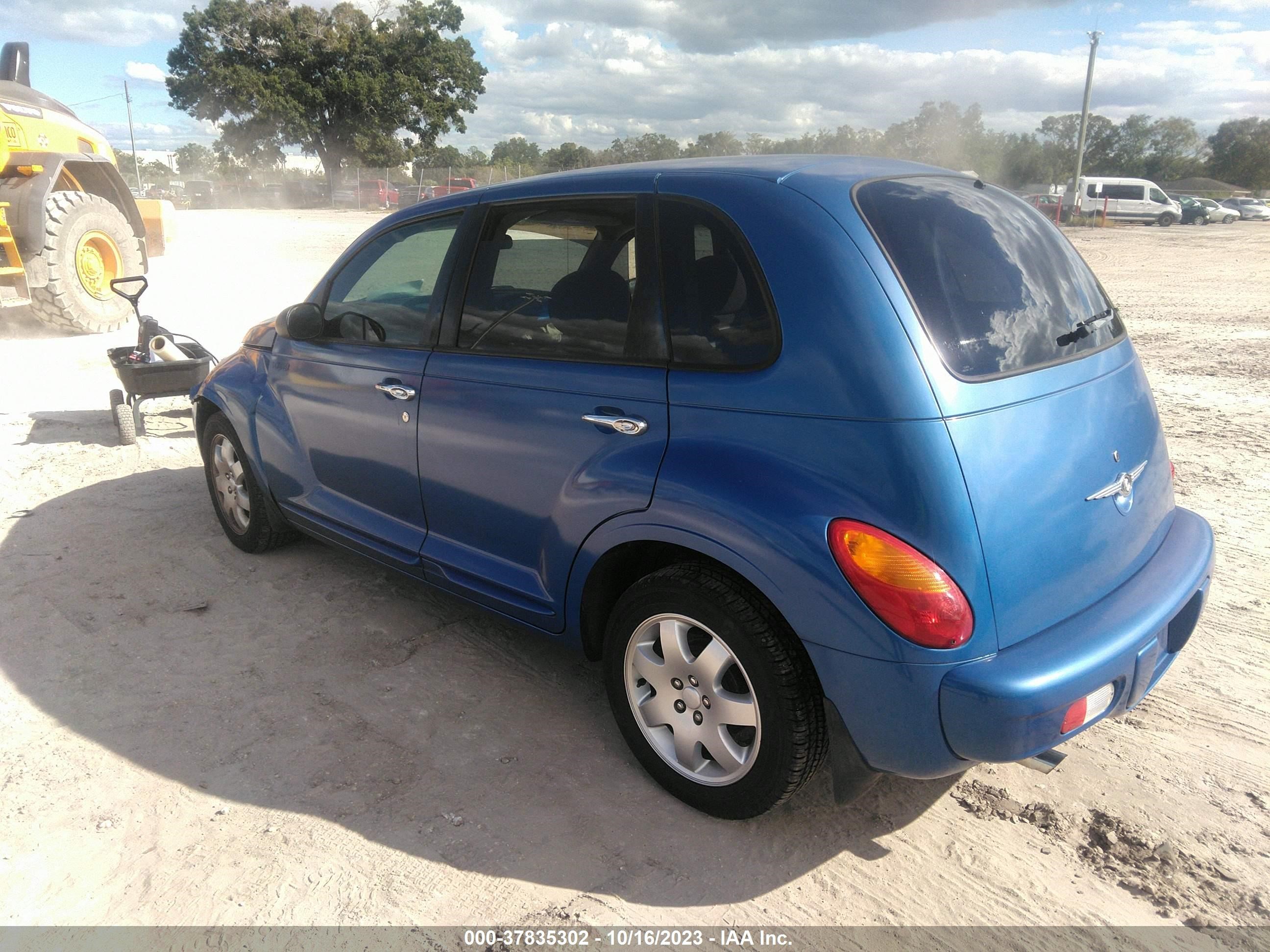 Photo 2 VIN: 3C4FY58B03T598409 - CHRYSLER PT CRUISER 