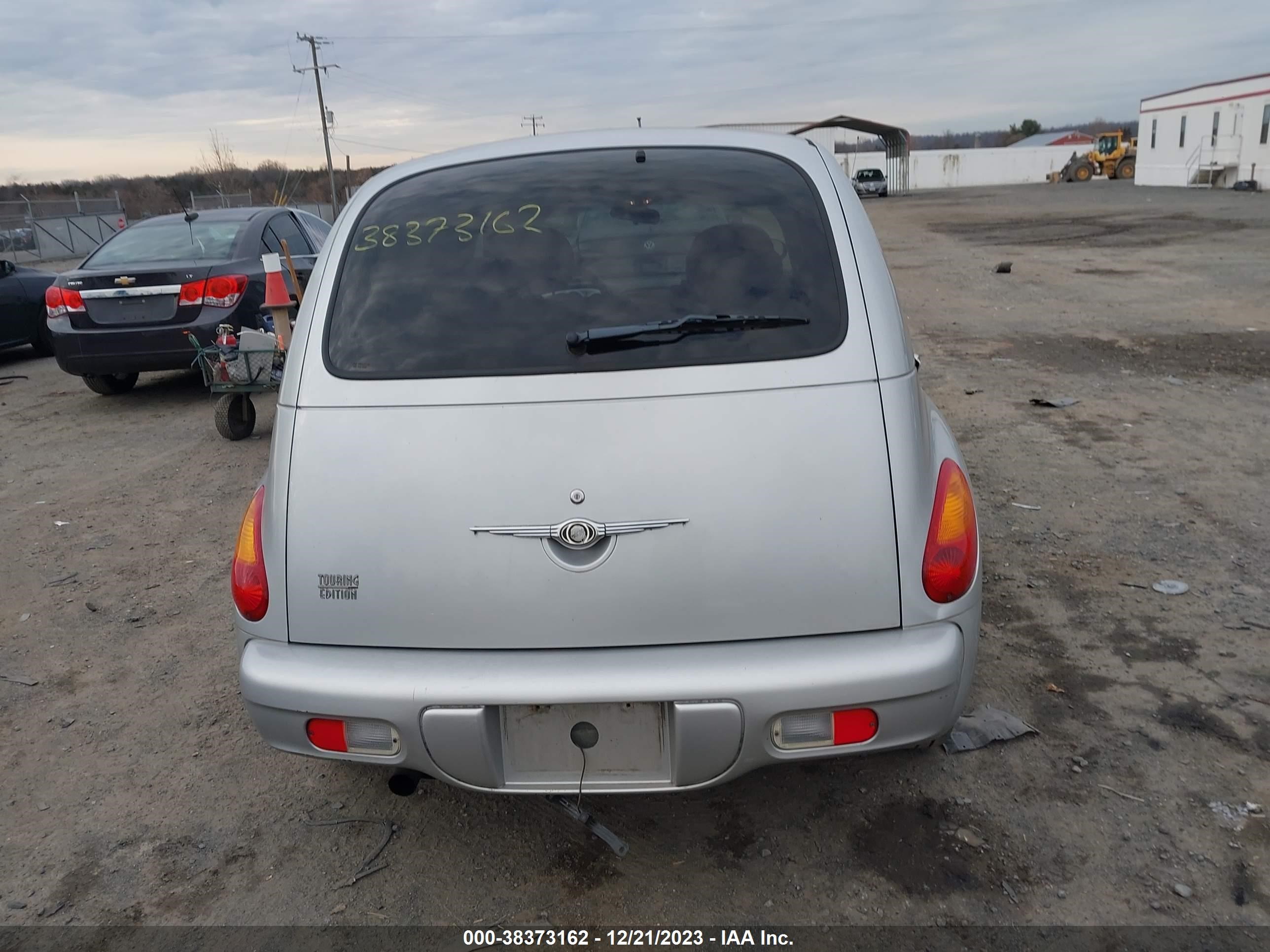 Photo 15 VIN: 3C4FY58B03T615130 - CHRYSLER PT CRUISER 