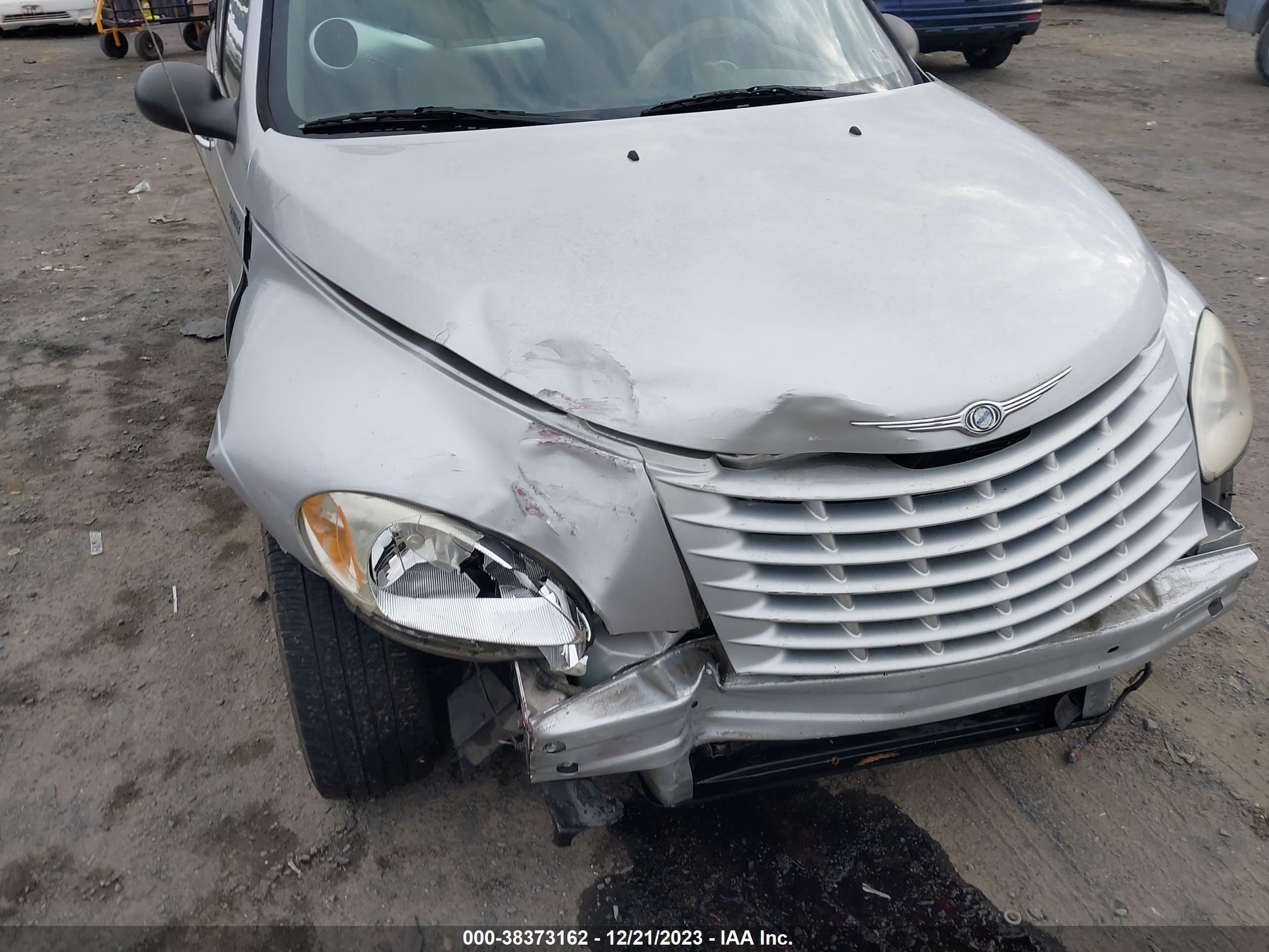 Photo 5 VIN: 3C4FY58B03T615130 - CHRYSLER PT CRUISER 