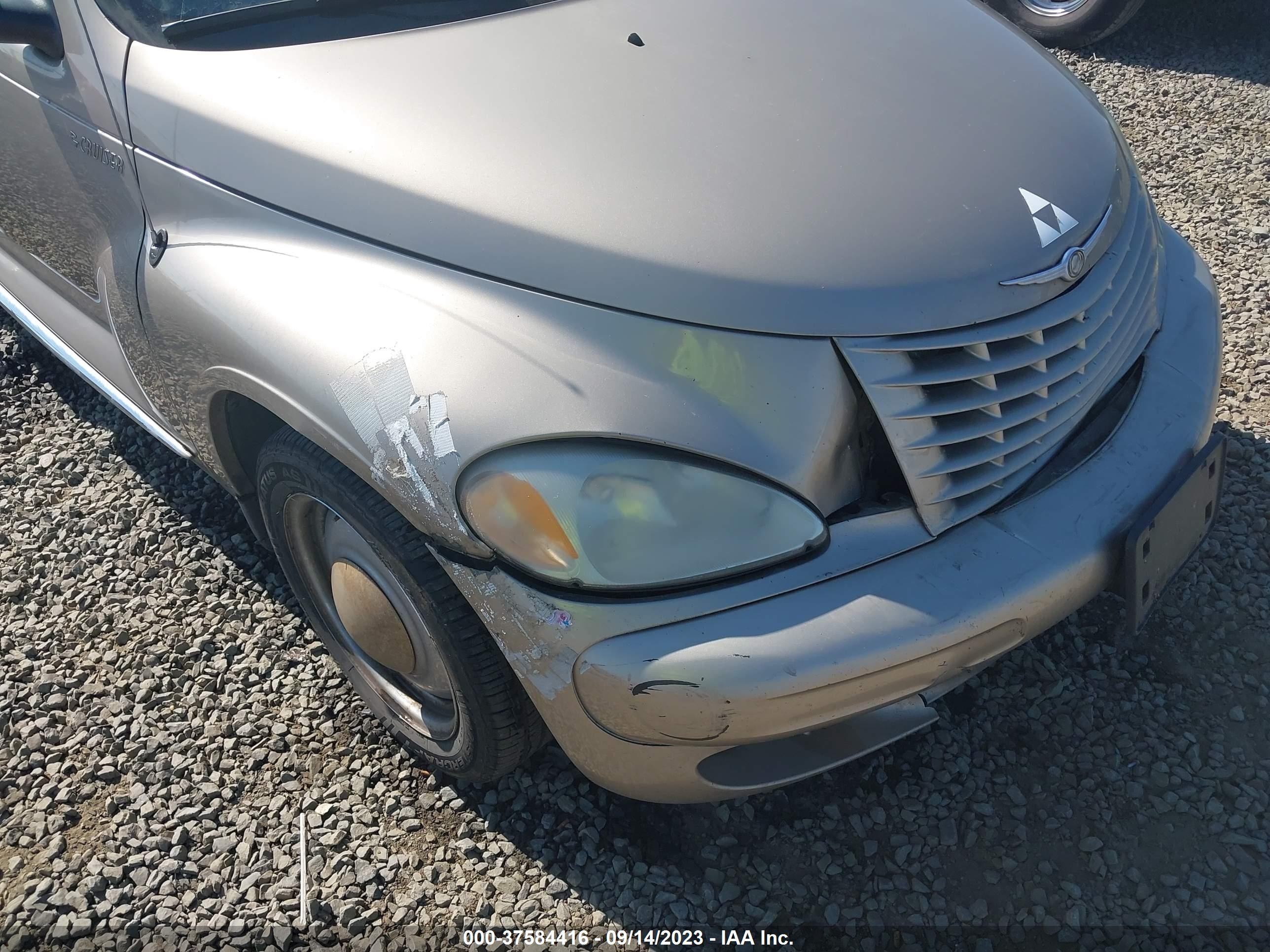 Photo 11 VIN: 3C4FY58B34T365402 - CHRYSLER PT CRUISER 