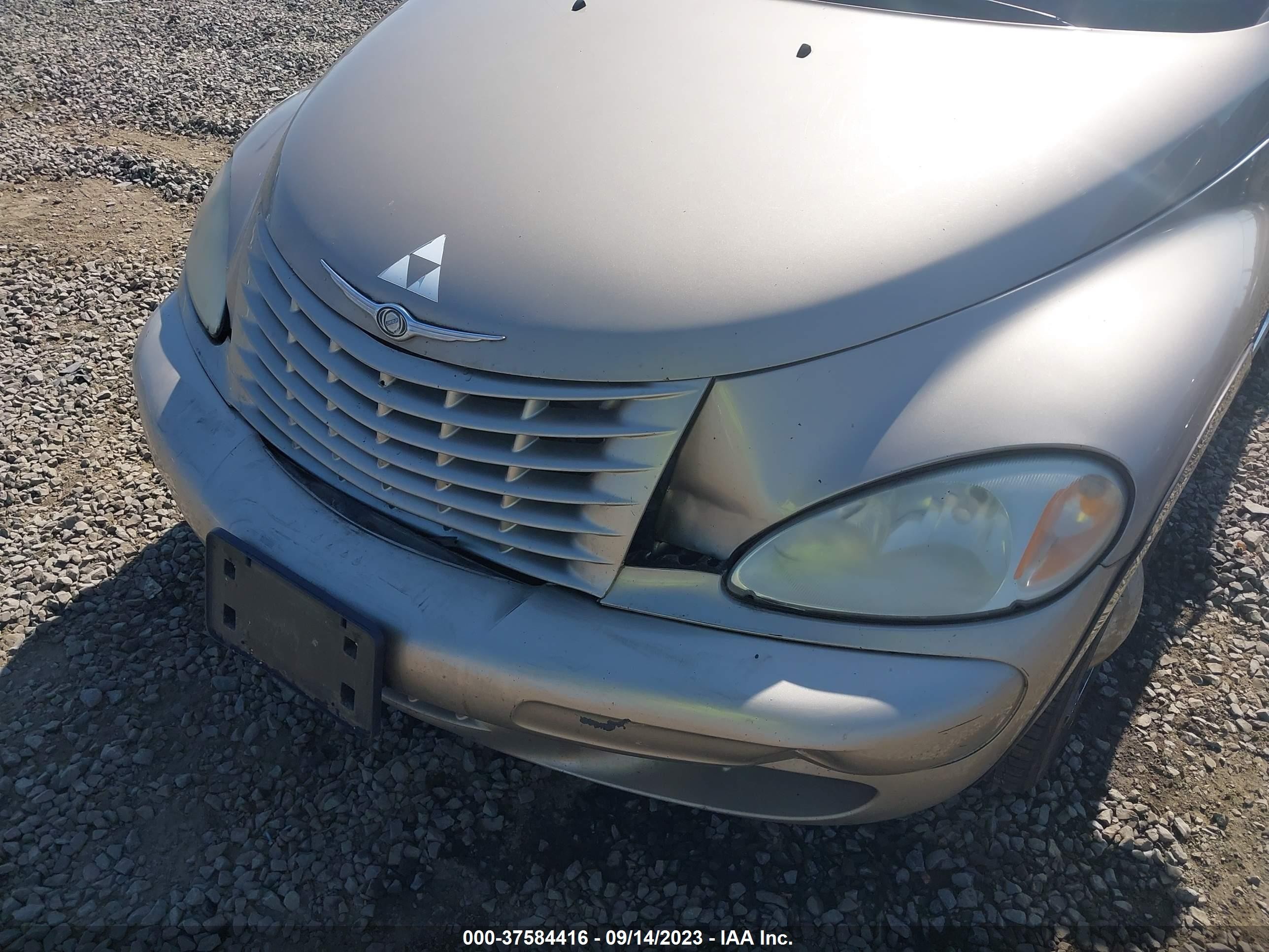 Photo 5 VIN: 3C4FY58B34T365402 - CHRYSLER PT CRUISER 