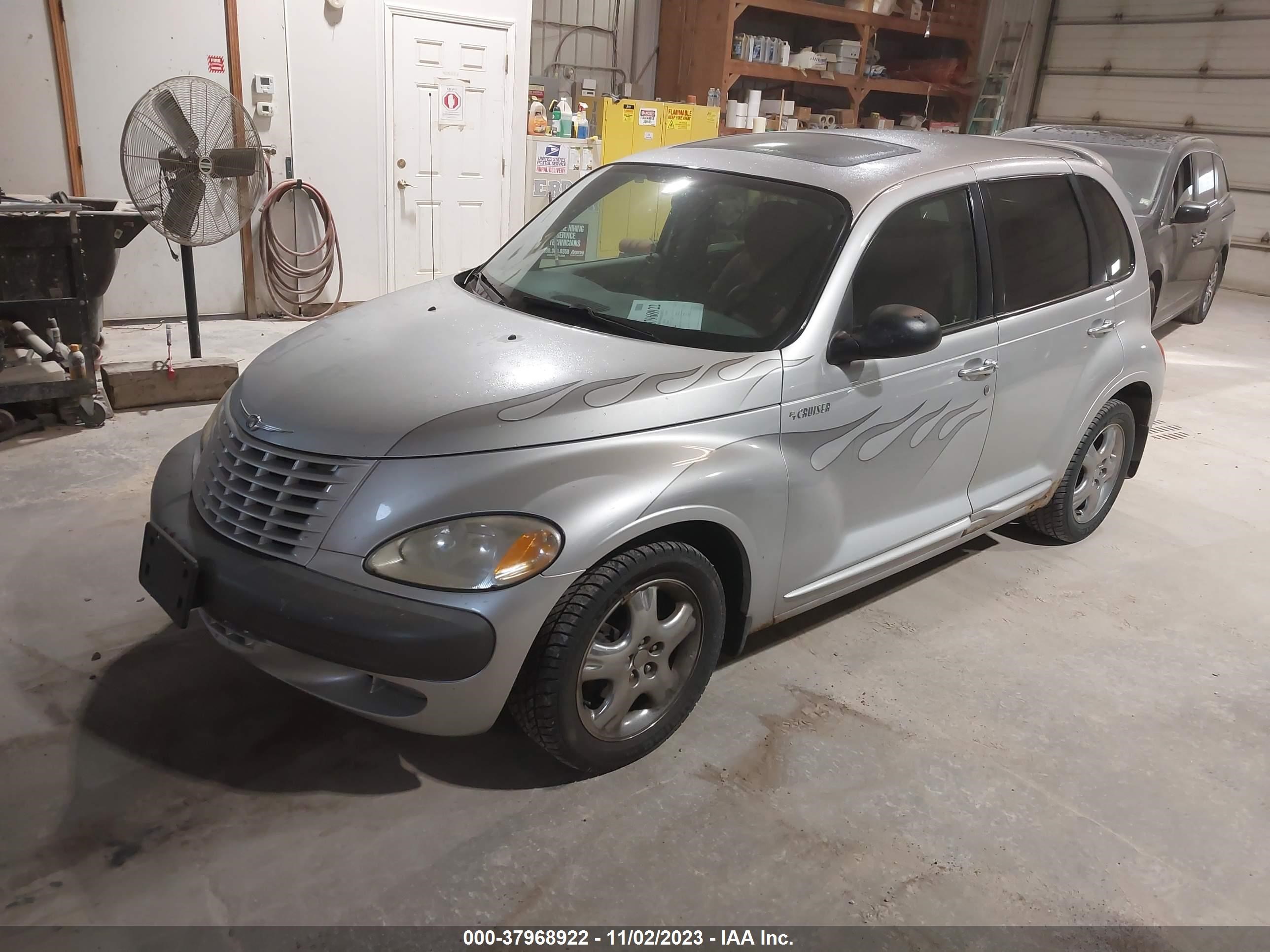 Photo 1 VIN: 3C4FY58B42T238042 - CHRYSLER PT CRUISER 