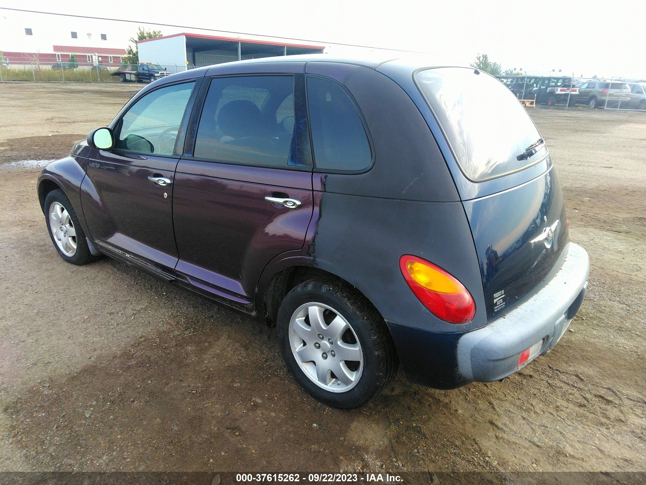 Photo 2 VIN: 3C4FY58B44T210308 - CHRYSLER PT CRUISER 