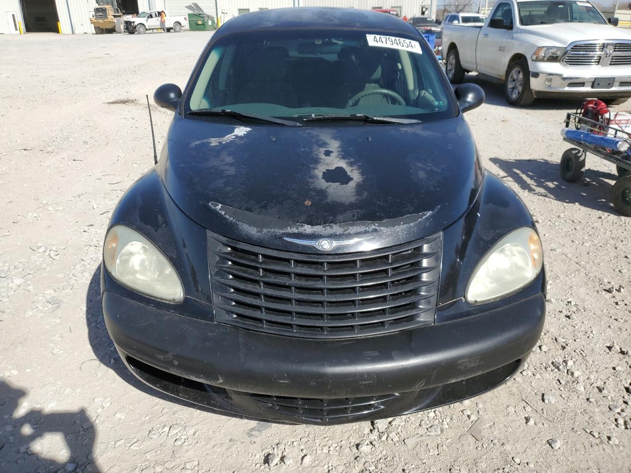 Photo 4 VIN: 3C4FY58B52T286634 - CHRYSLER PT CRUISER 