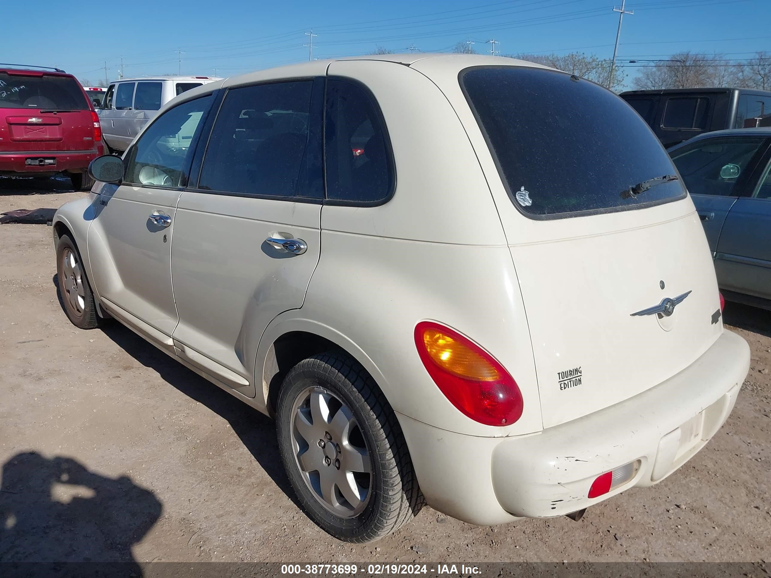 Photo 2 VIN: 3C4FY58B54T238571 - CHRYSLER PT CRUISER 