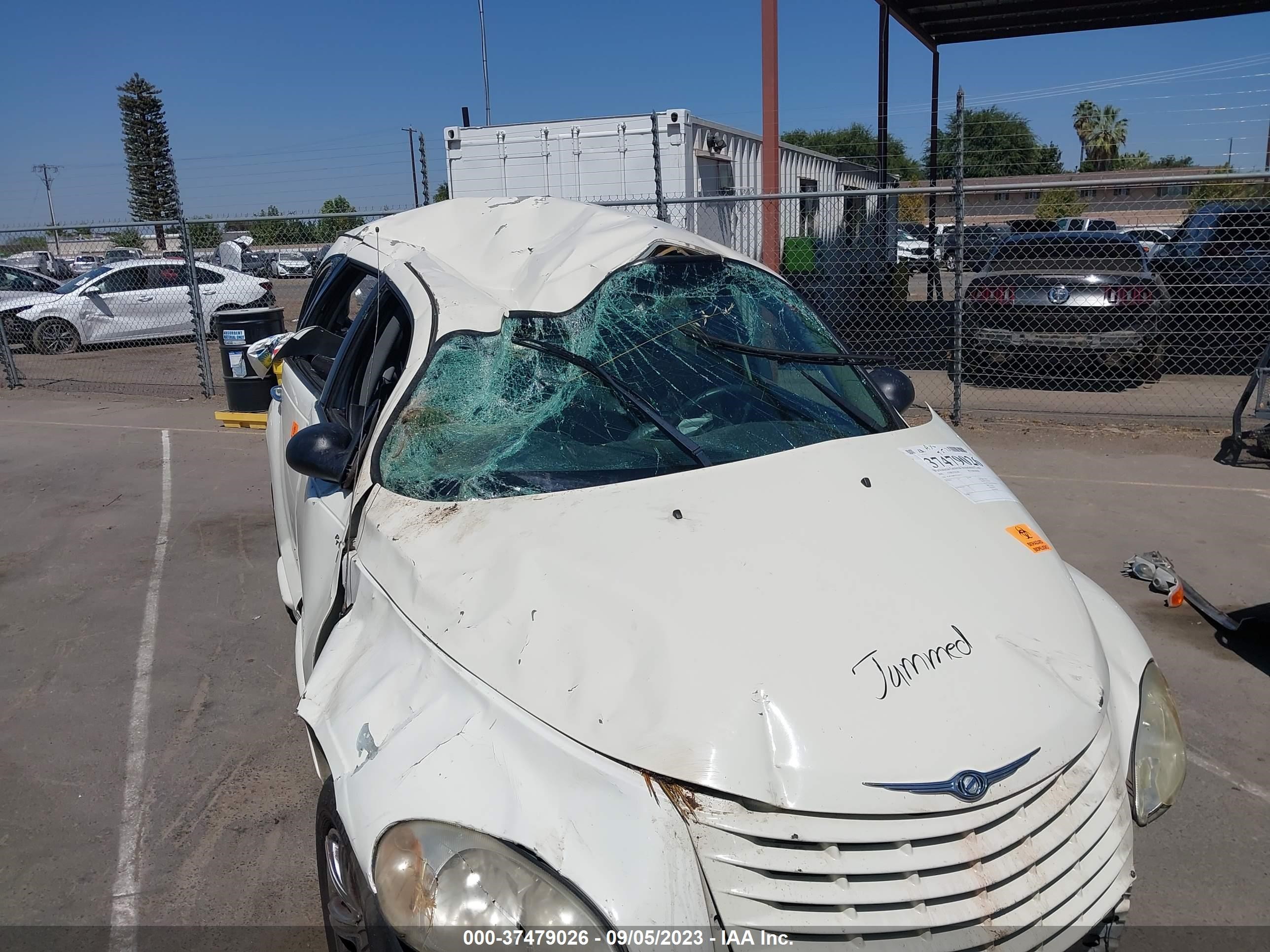 Photo 5 VIN: 3C4FY58B55T574271 - CHRYSLER PT CRUISER 