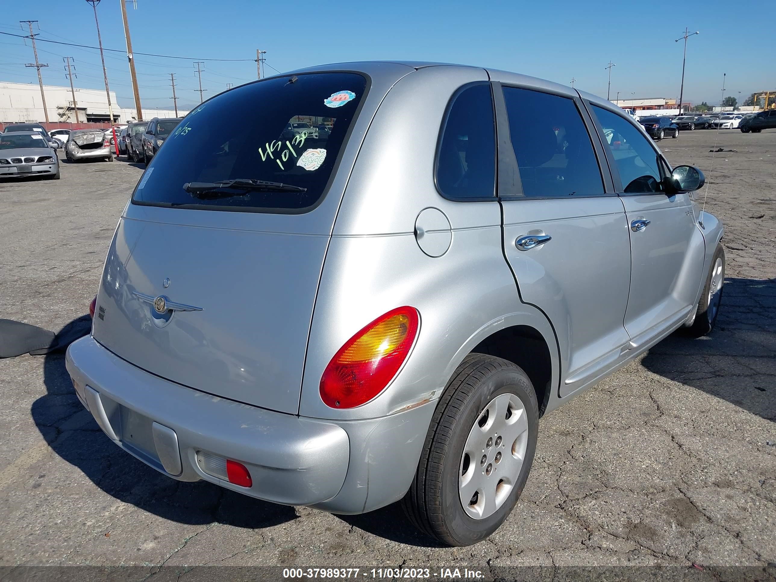 Photo 3 VIN: 3C4FY58B55T618236 - CHRYSLER PT CRUISER 