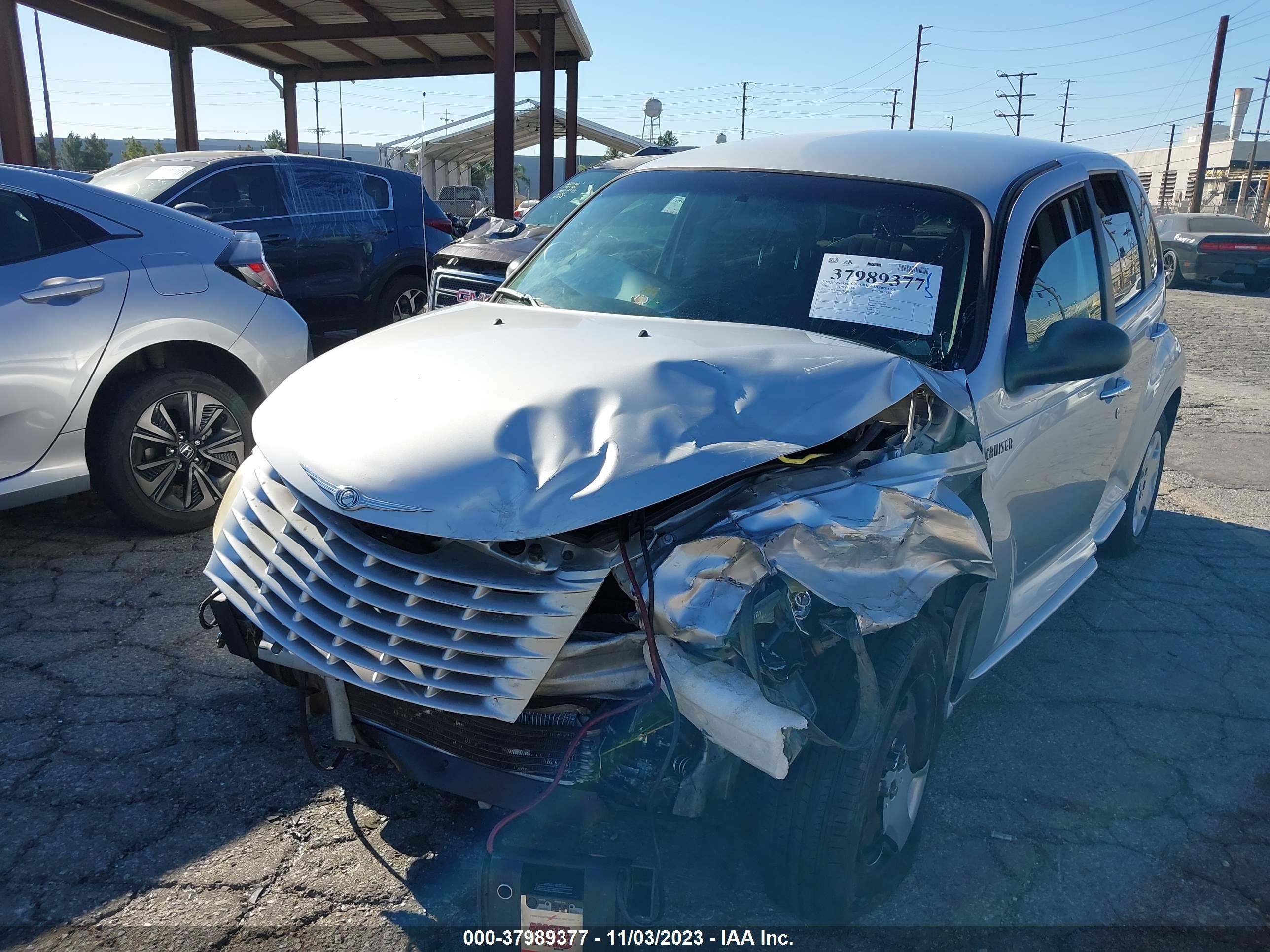 Photo 5 VIN: 3C4FY58B55T618236 - CHRYSLER PT CRUISER 