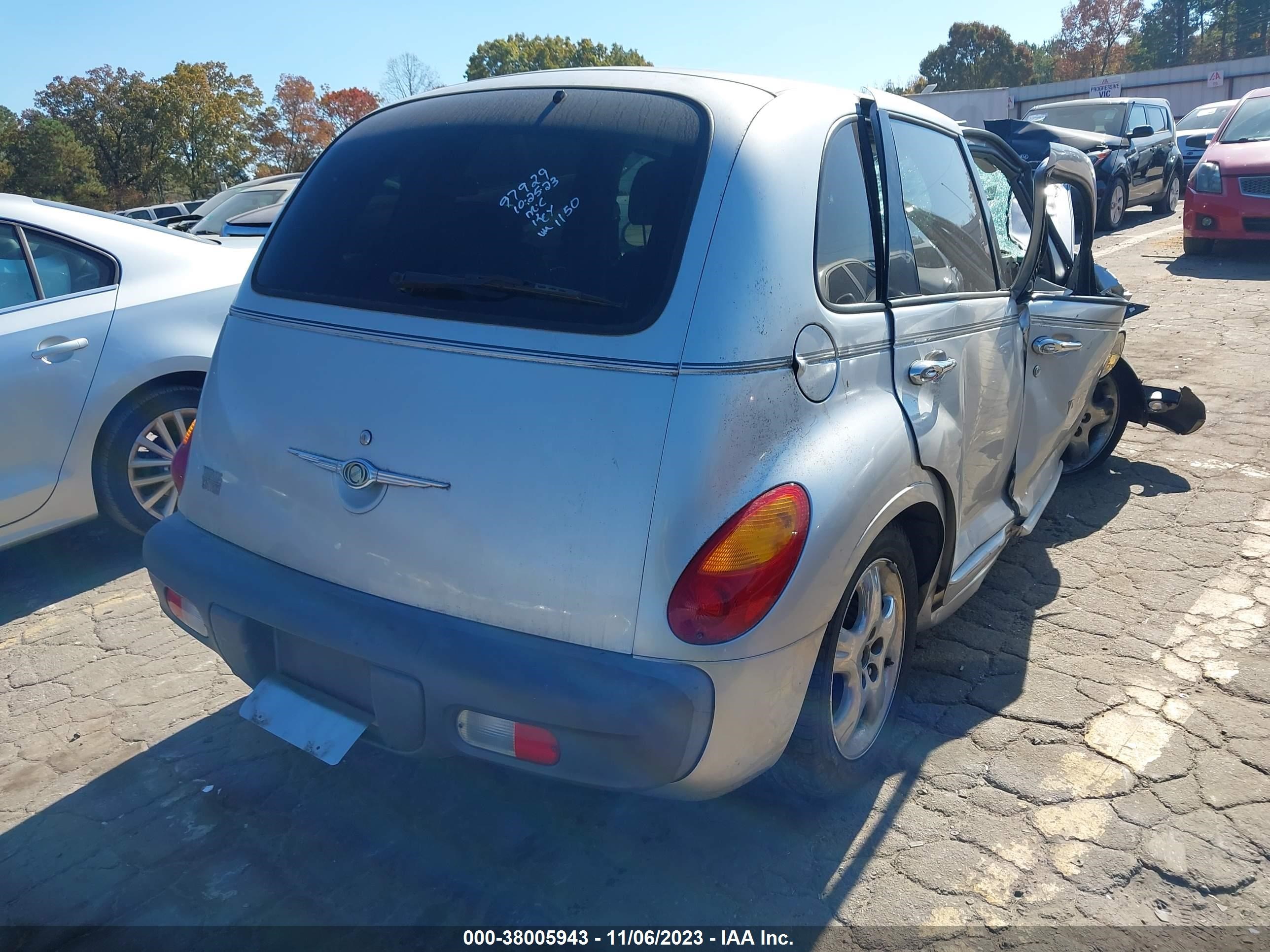 Photo 3 VIN: 3C4FY58B62T251150 - CHRYSLER PT CRUISER 