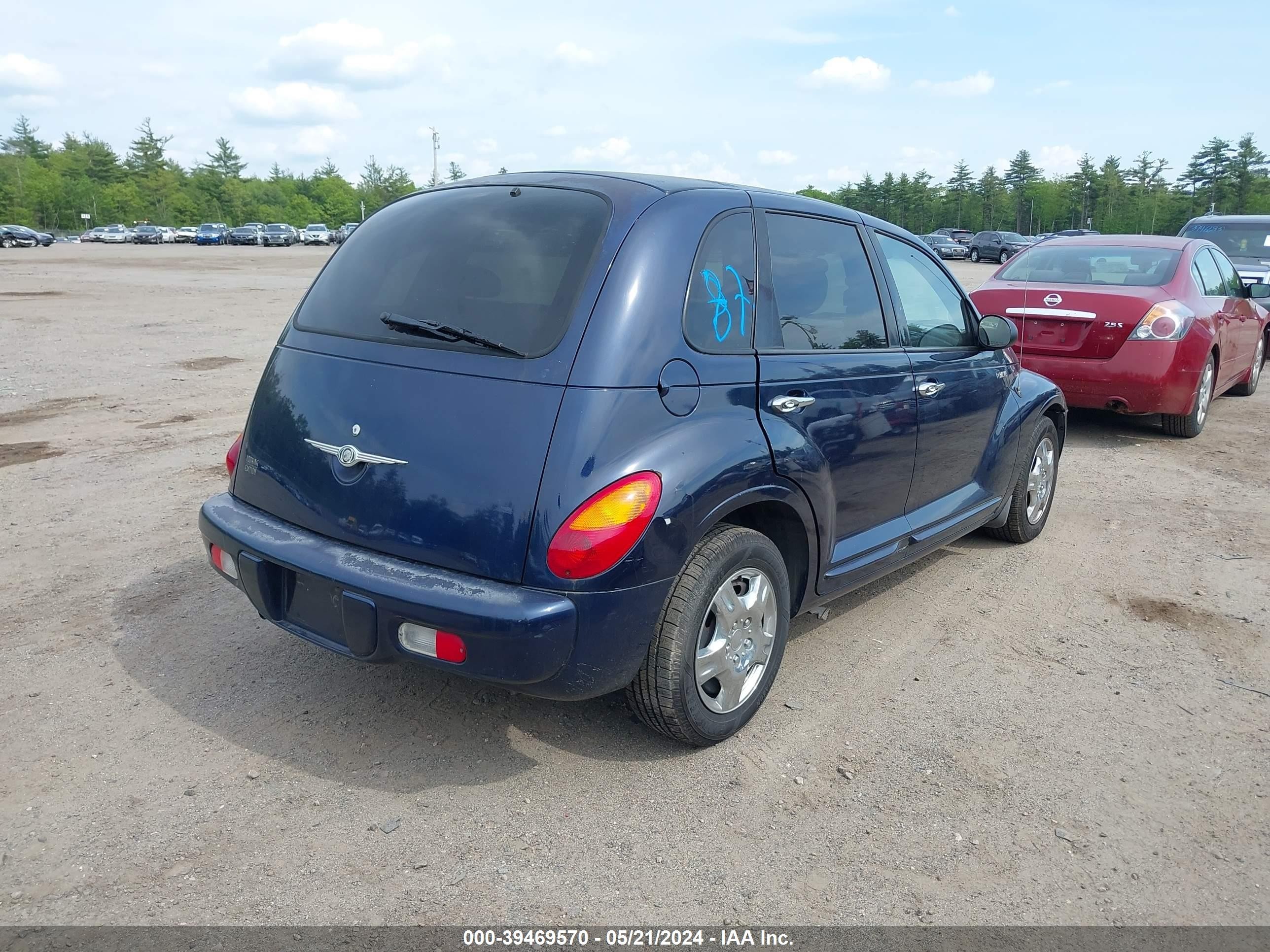 Photo 3 VIN: 3C4FY58B75T527520 - CHRYSLER PT CRUISER 