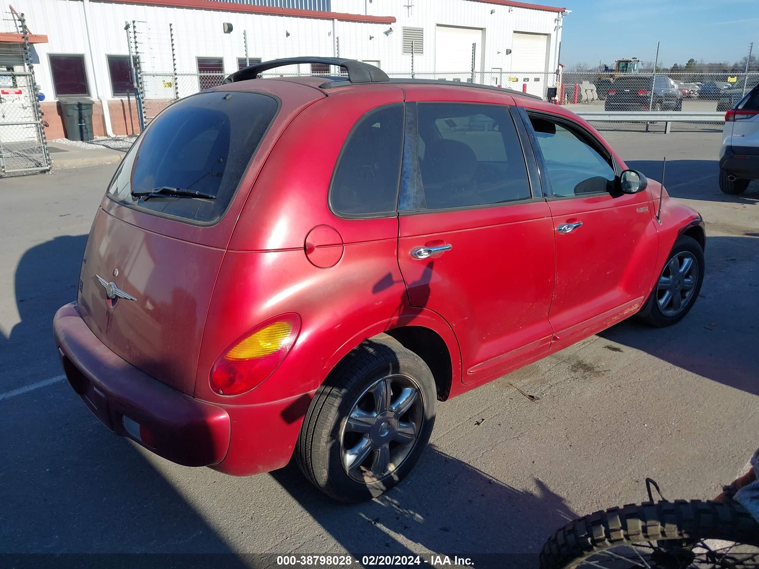 Photo 3 VIN: 3C4FY58B83T541875 - CHRYSLER PT CRUISER 